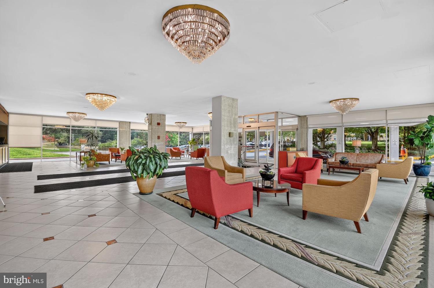 10201 GROSVENOR PLACE 1504