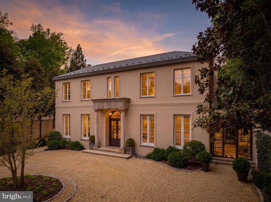 2740 CHAIN BRIDGE RD NW, WASHINGTON, DC 20016 - Image d58ec62e0e22004cb35a08f4fffc8149/2371745809