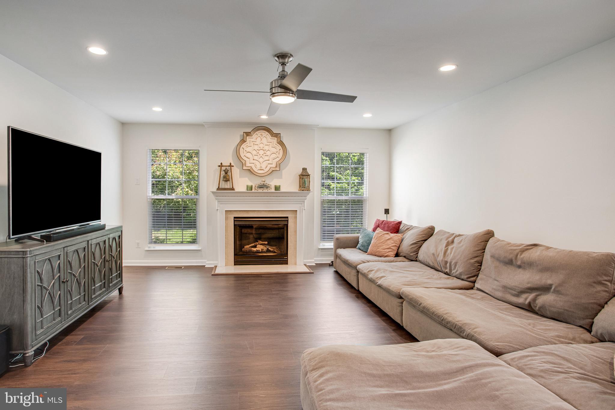 PARK RIDGE - Residential