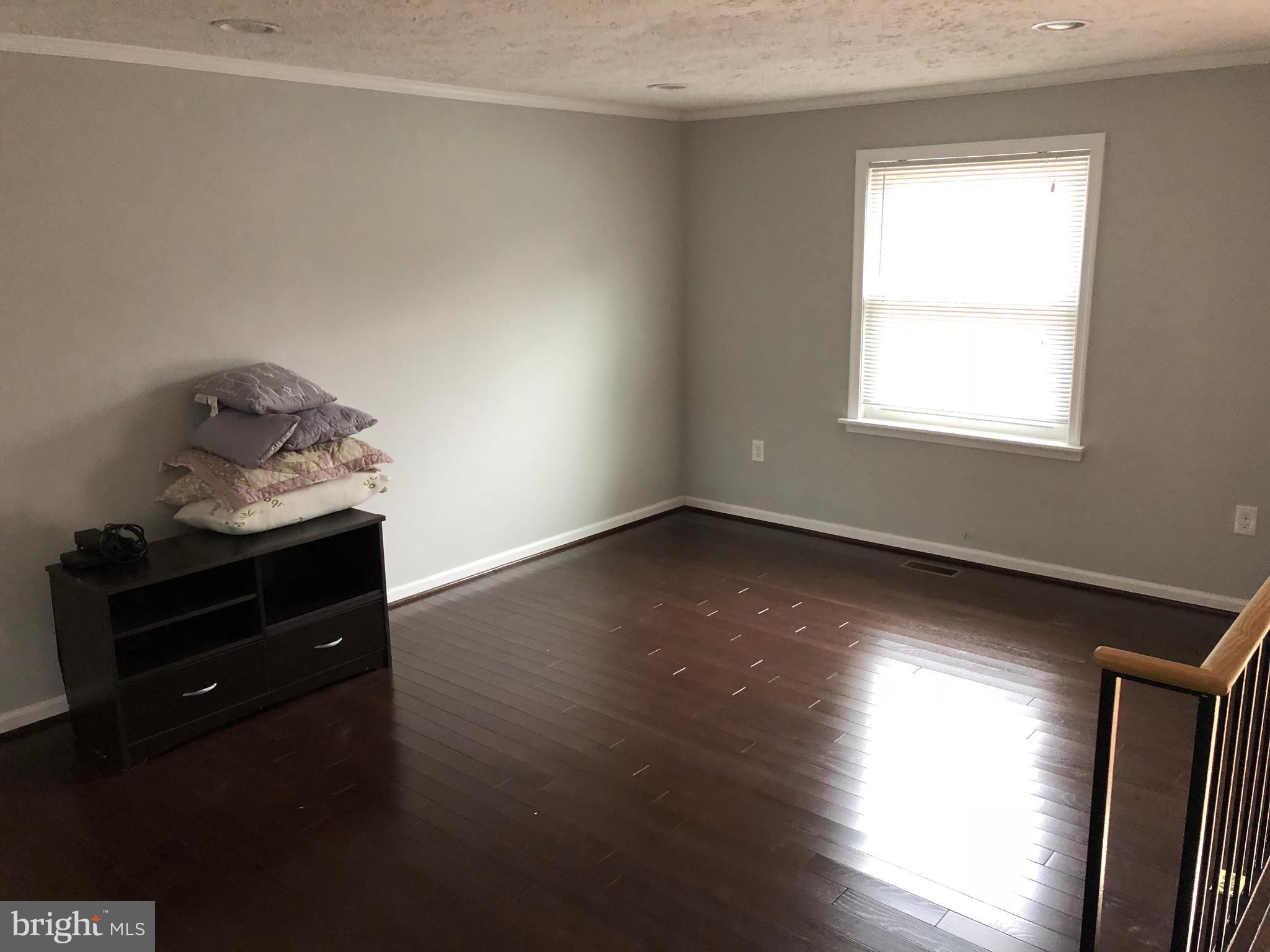 LYNNBROOK SUB - Residential