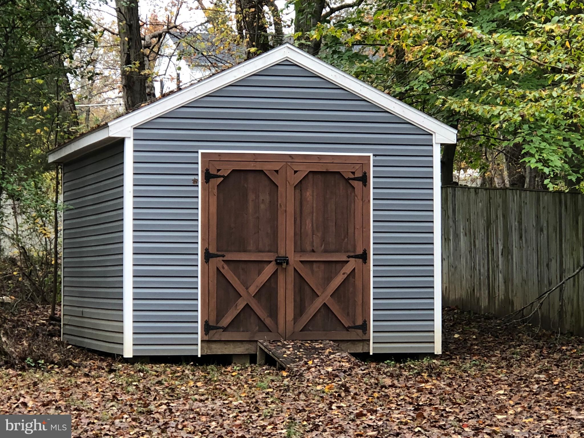 LYNNBROOK SUB - Residential