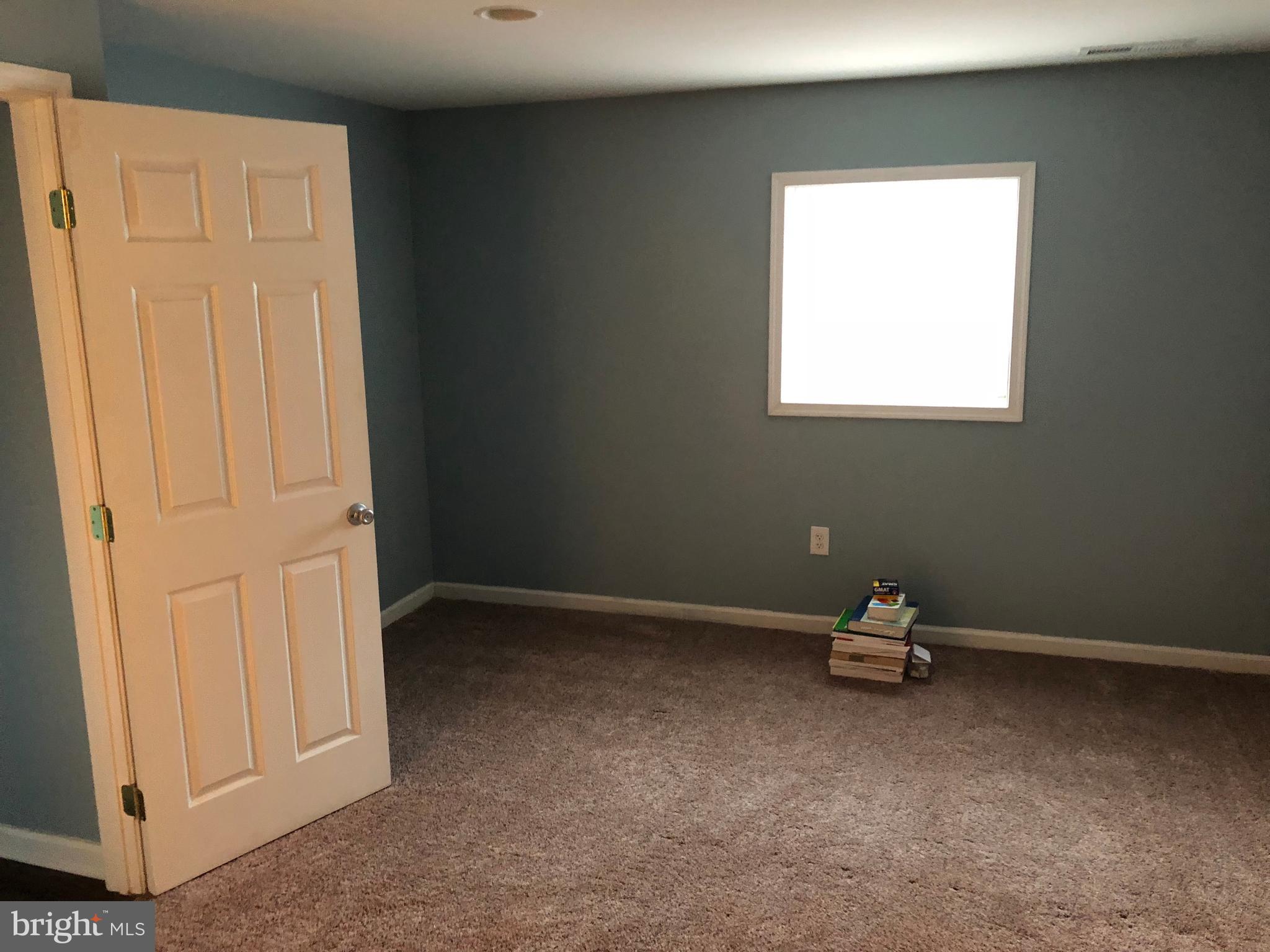 LYNNBROOK SUB - Residential