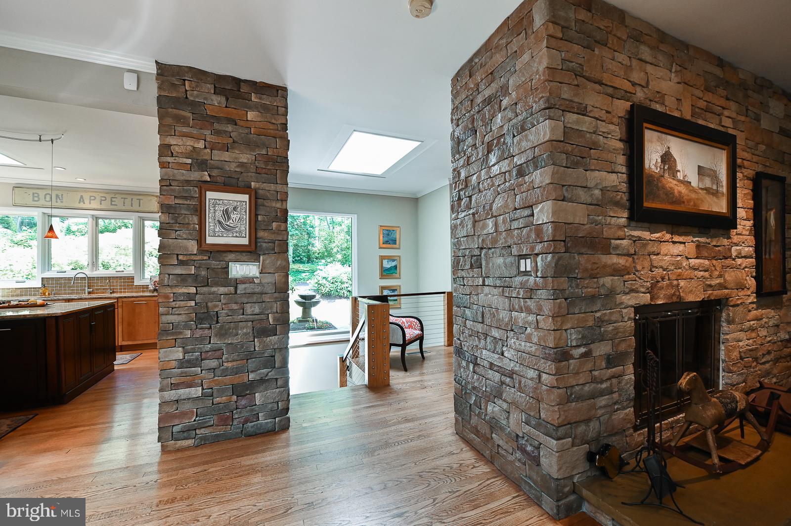 VALLEY FORGE MTN - Residential