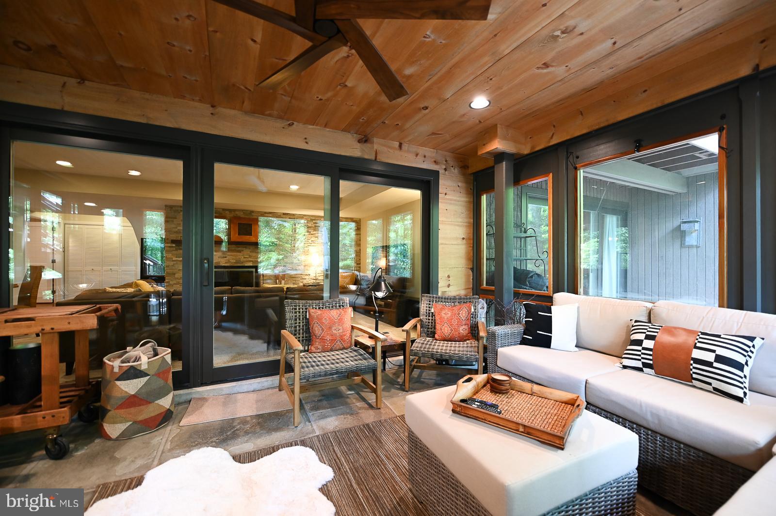 VALLEY FORGE MTN - Residential