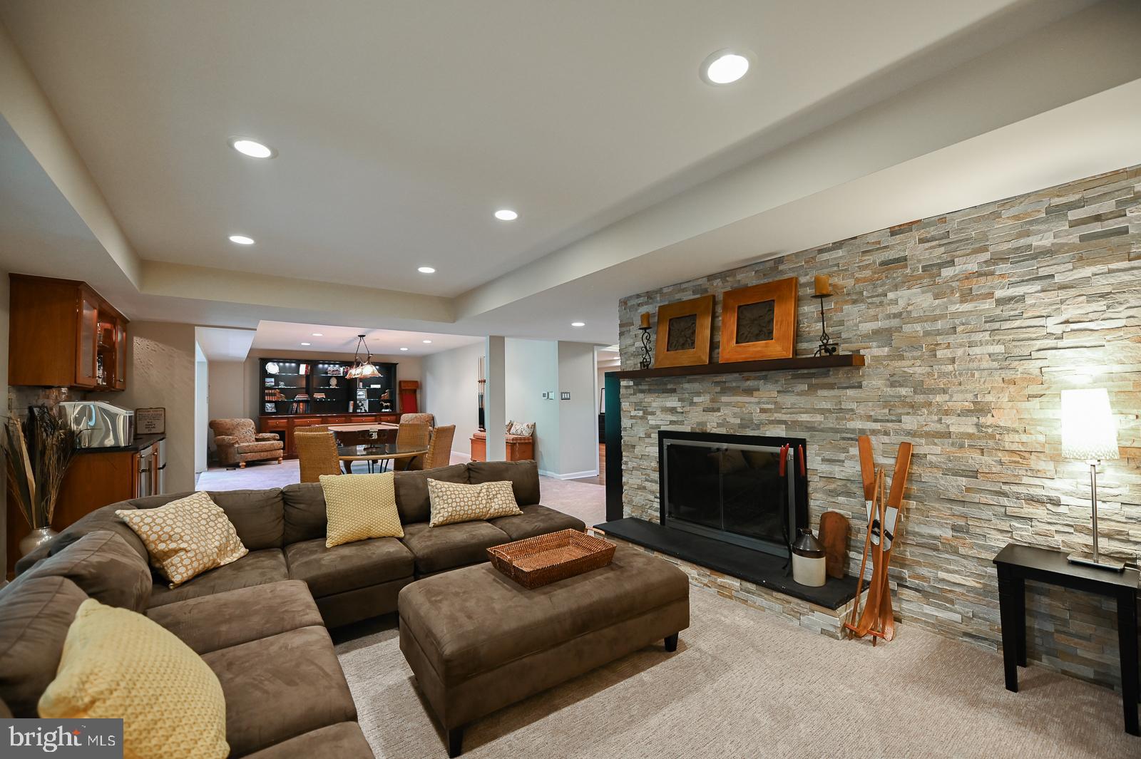 VALLEY FORGE MTN - Residential