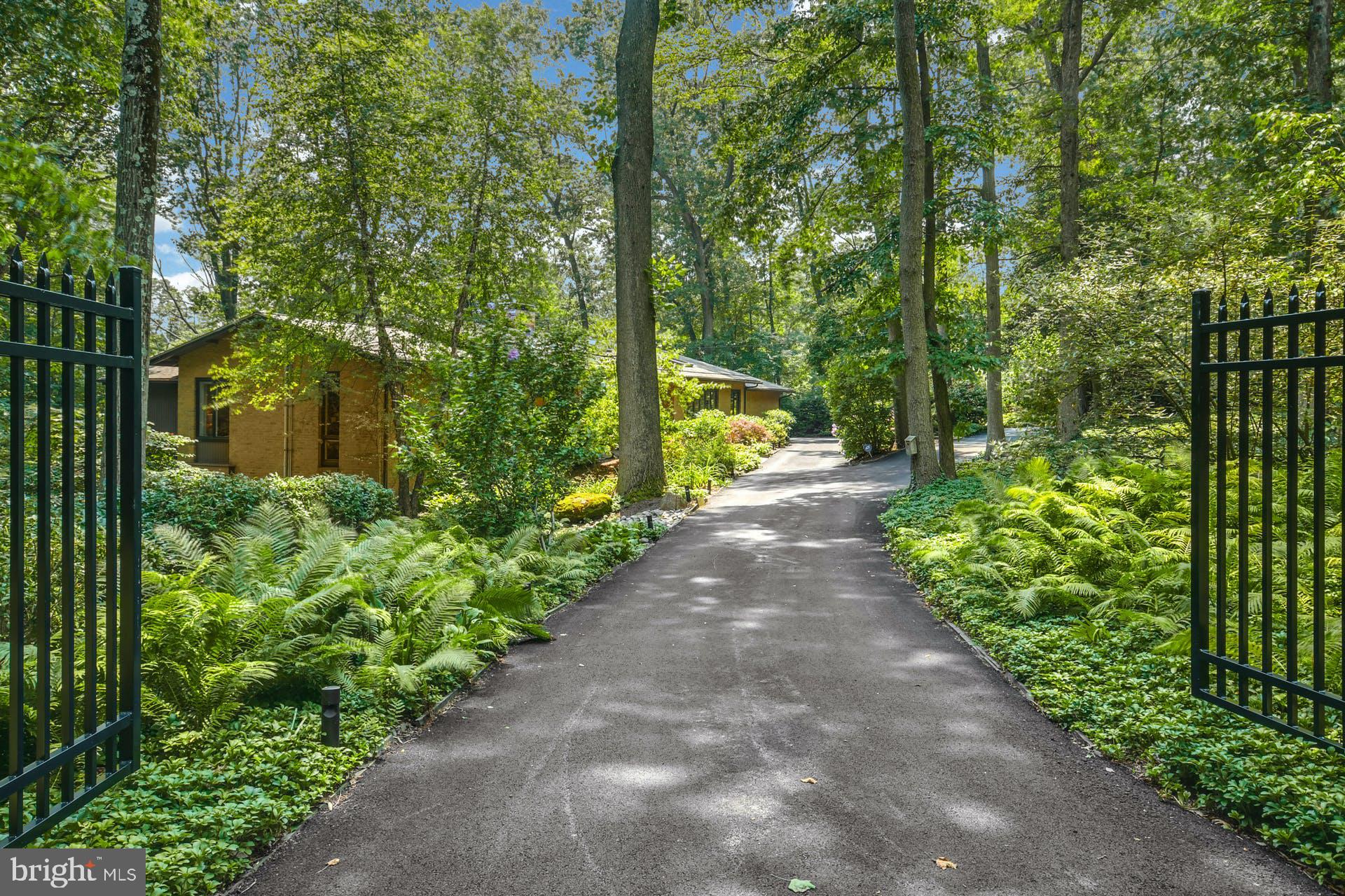 VALLEY FORGE MTN - Residential