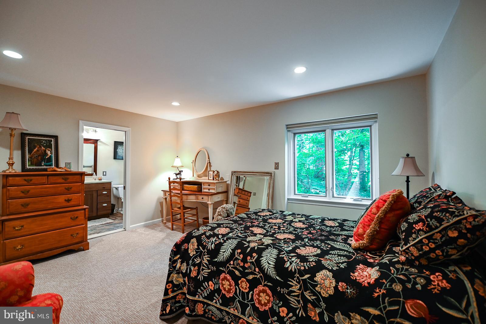 VALLEY FORGE MTN - Residential