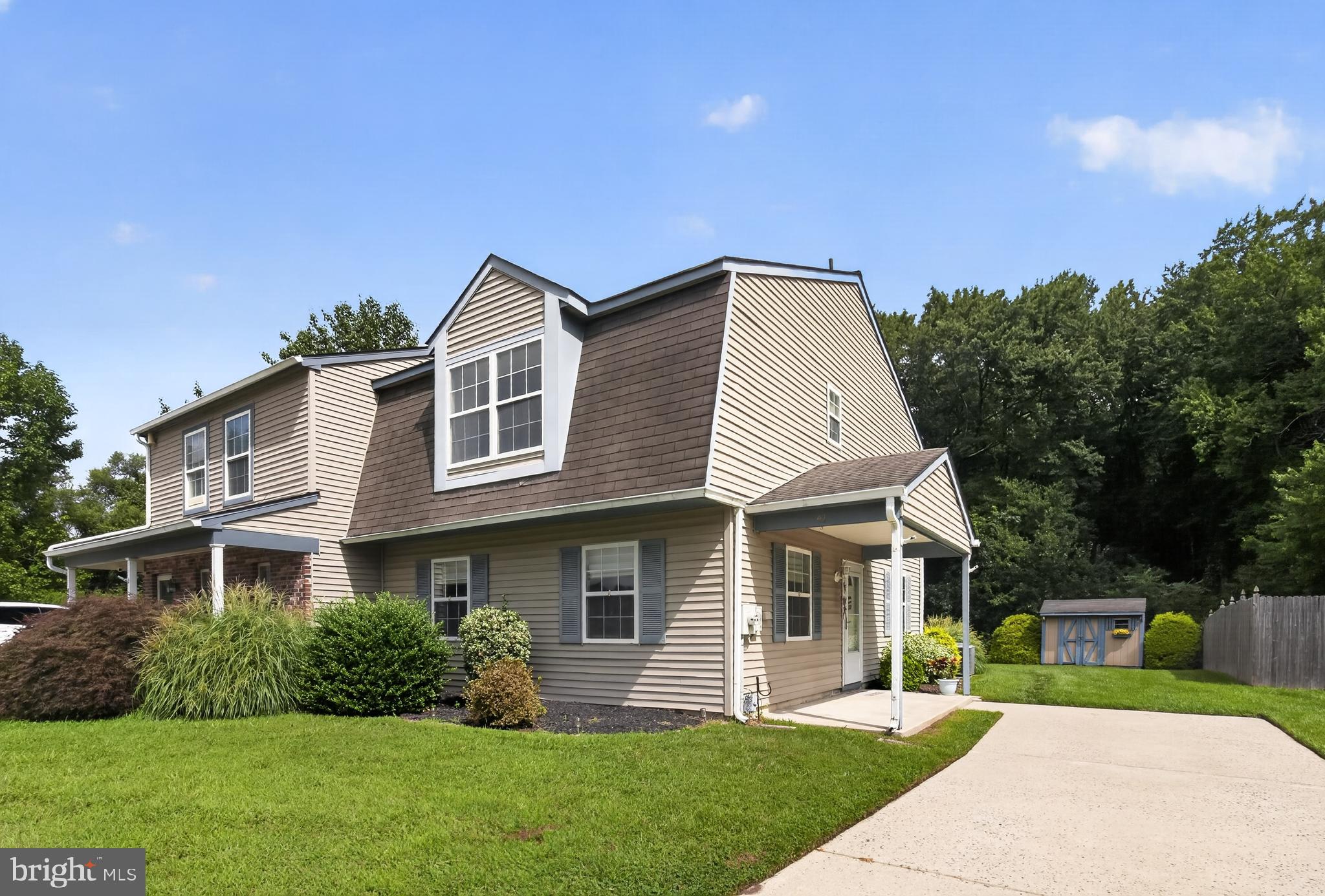 41 FOSTERTOWN LANE
