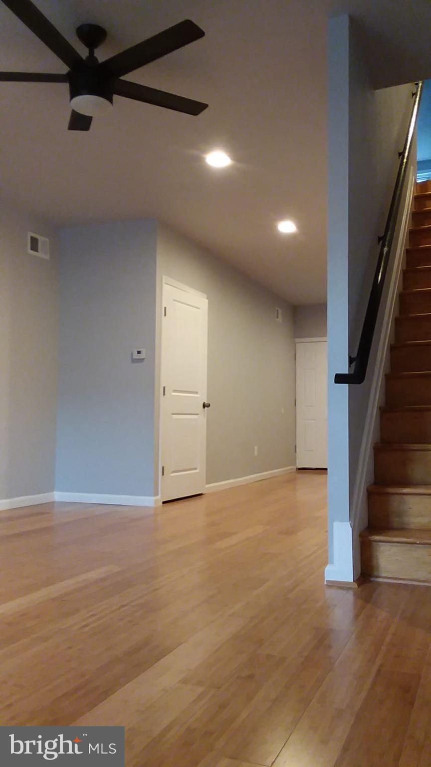 MILL CREEK - Residential