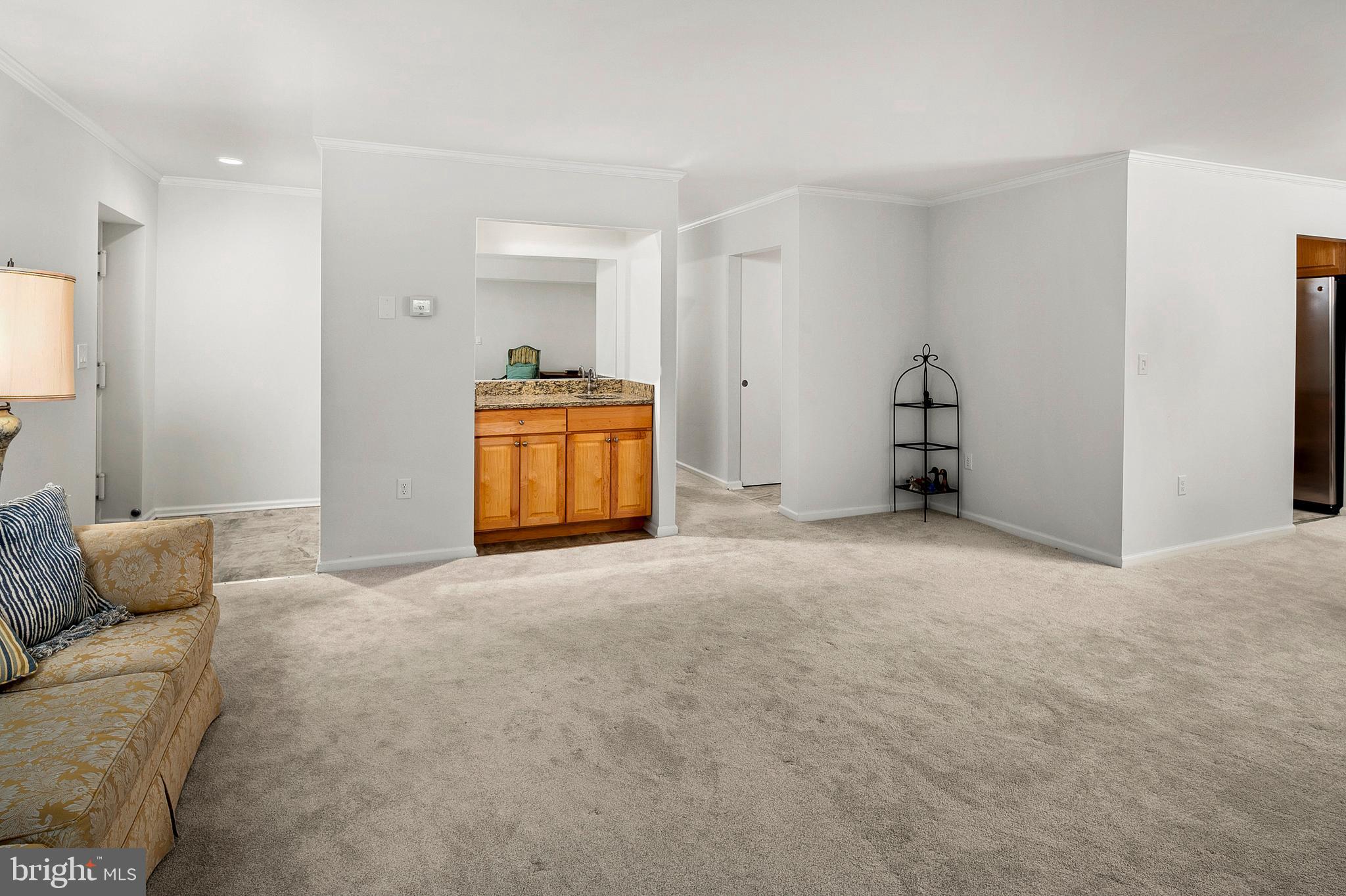 LEISURE WORLD - Residential