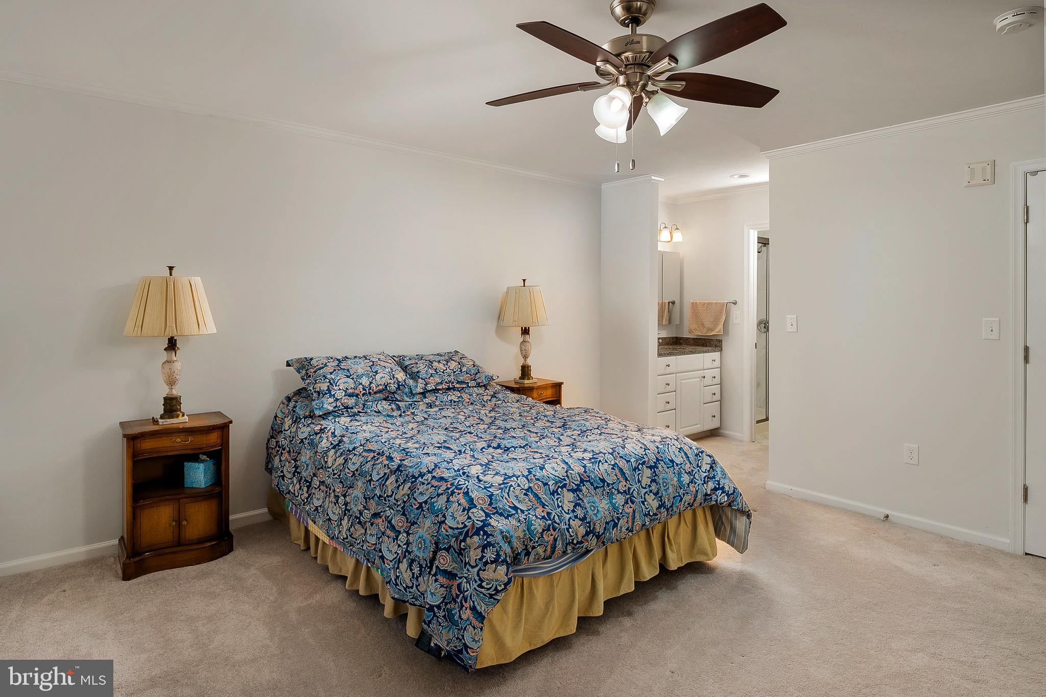 LEISURE WORLD - Residential