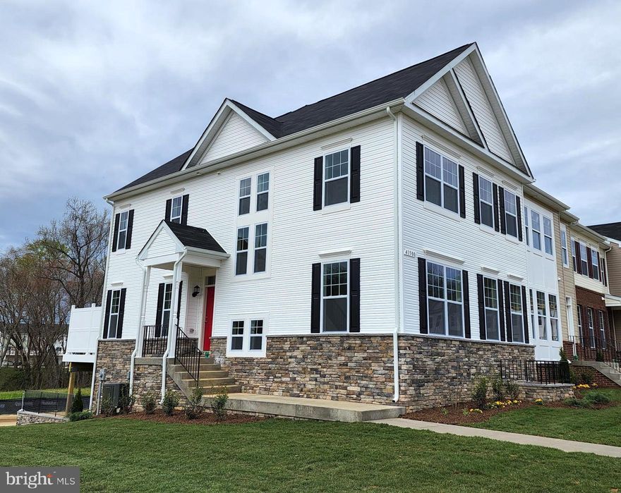 Sold & Settled Callaway #3  (End Unit) townhome featuring a  2-Car Rear Load Basement level Garage will consist of over 2800 sq. ft of finished living space on 3 levels, with 3 upper level bedrooms and 2 baths,   a half bath on the main level as well as finished basement that will consist of a rec room, another full bath and a den/4th bedroom with window well. 1st floor highlights for this home are an extended kitchen w. peninsula island with family room off to the side, a separate dining room as well library area at the front. Laundry room is located in the 2nd floor hallway with a huge storage closet also in the hallway. Owners bath will feature separate soaking tub & shower with private toilet area and double vanity. 

Upgraded options  for this home include vinyl planks at  the Foyer, Powder Room and Kitchen/Breakfast, Stainless Steel Appliances including a microwave hood, Granite Kitchen counters, maple cabinets, ceramic floors and upgraded tub/shower surrounds for the owners bath, ceiling fan pre-wires for all bedrooms, upgraded carpet and pad, plus a large composite deck off the rear of the kitchen