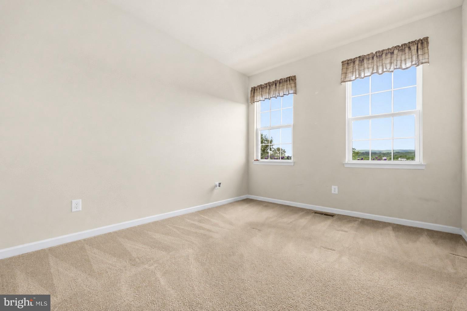 THE BLUFFS AT SLEETER LAKE - Residential