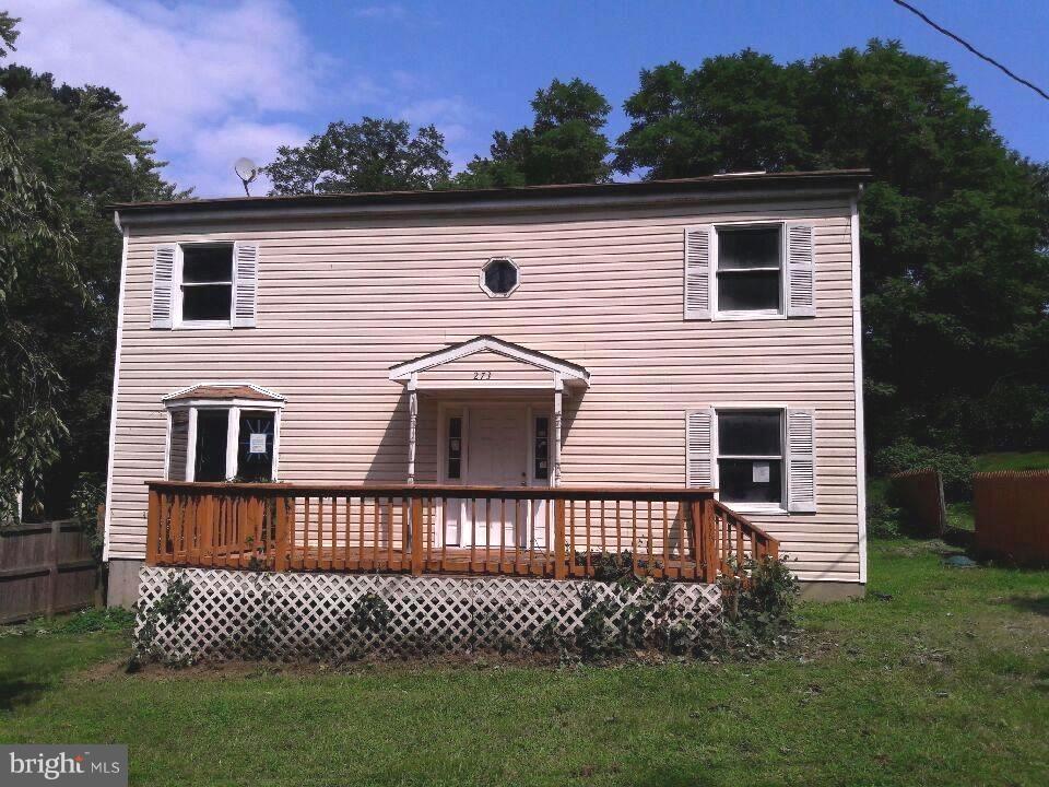 ATT APPRAISERS AND AGENTS FOR COMP PURPOSES PLEASE NOTE THE REPORTED SALES PRICE DOES NOT INCLUDE A $17,500.00 ASSIGNMENT FEE AND THE BUYER PAID ABOUT AN ADDITIONAL 4000 IN NON COSTUMER FEES