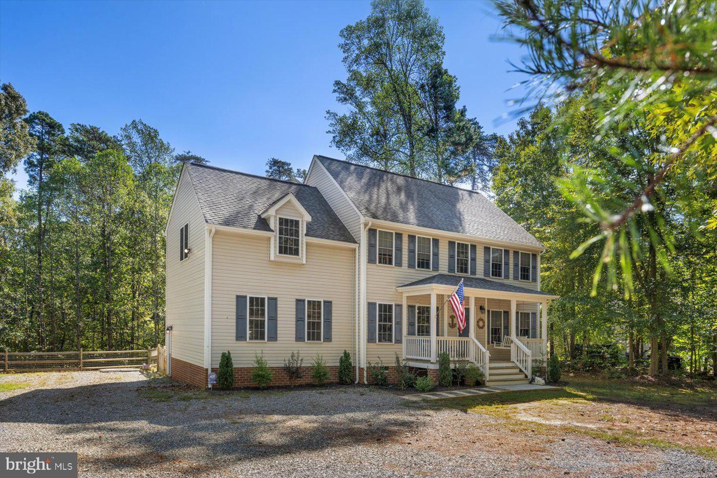 PINE HARBOUR - Residential