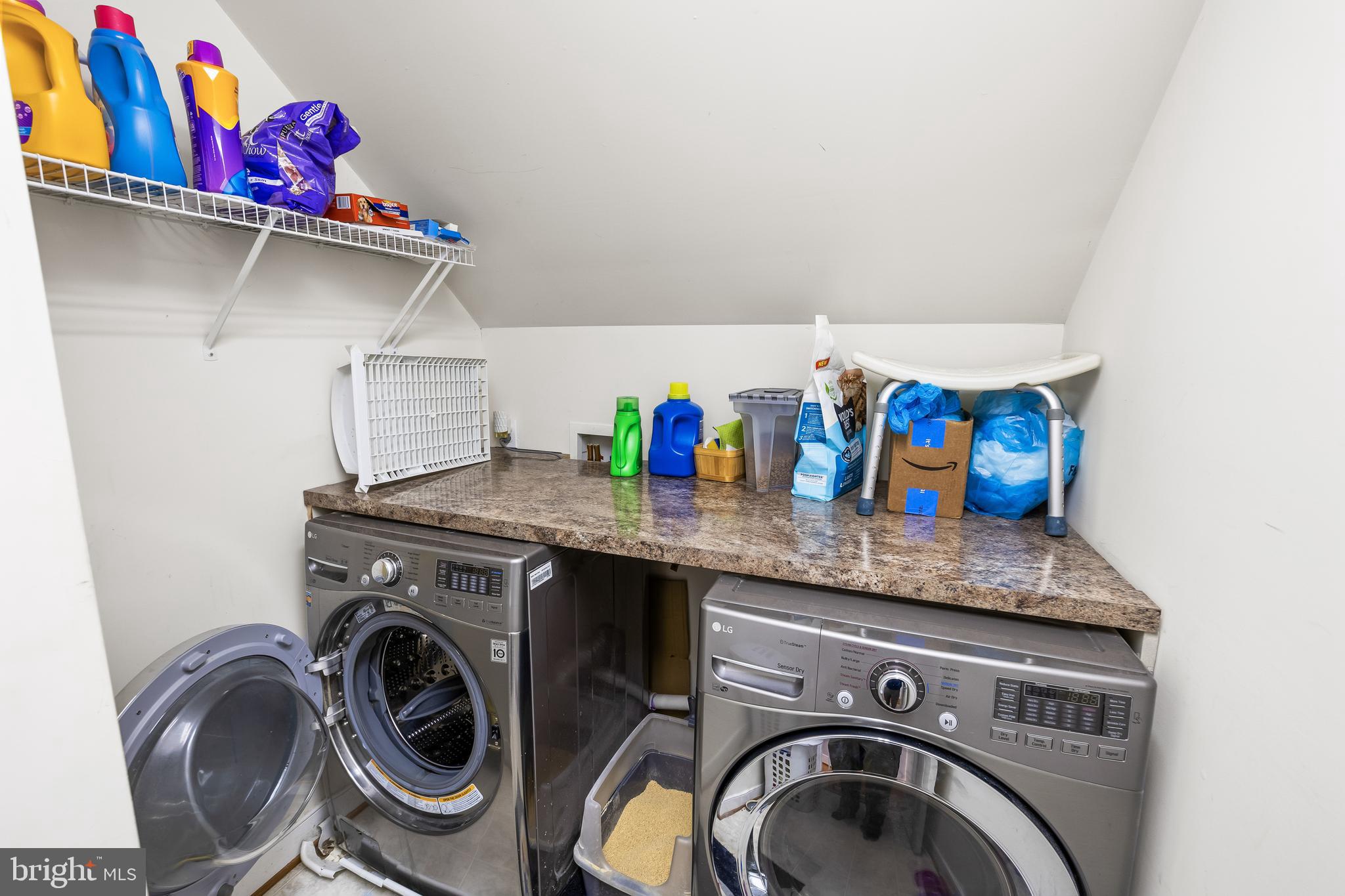 PINE HARBOUR - Residential