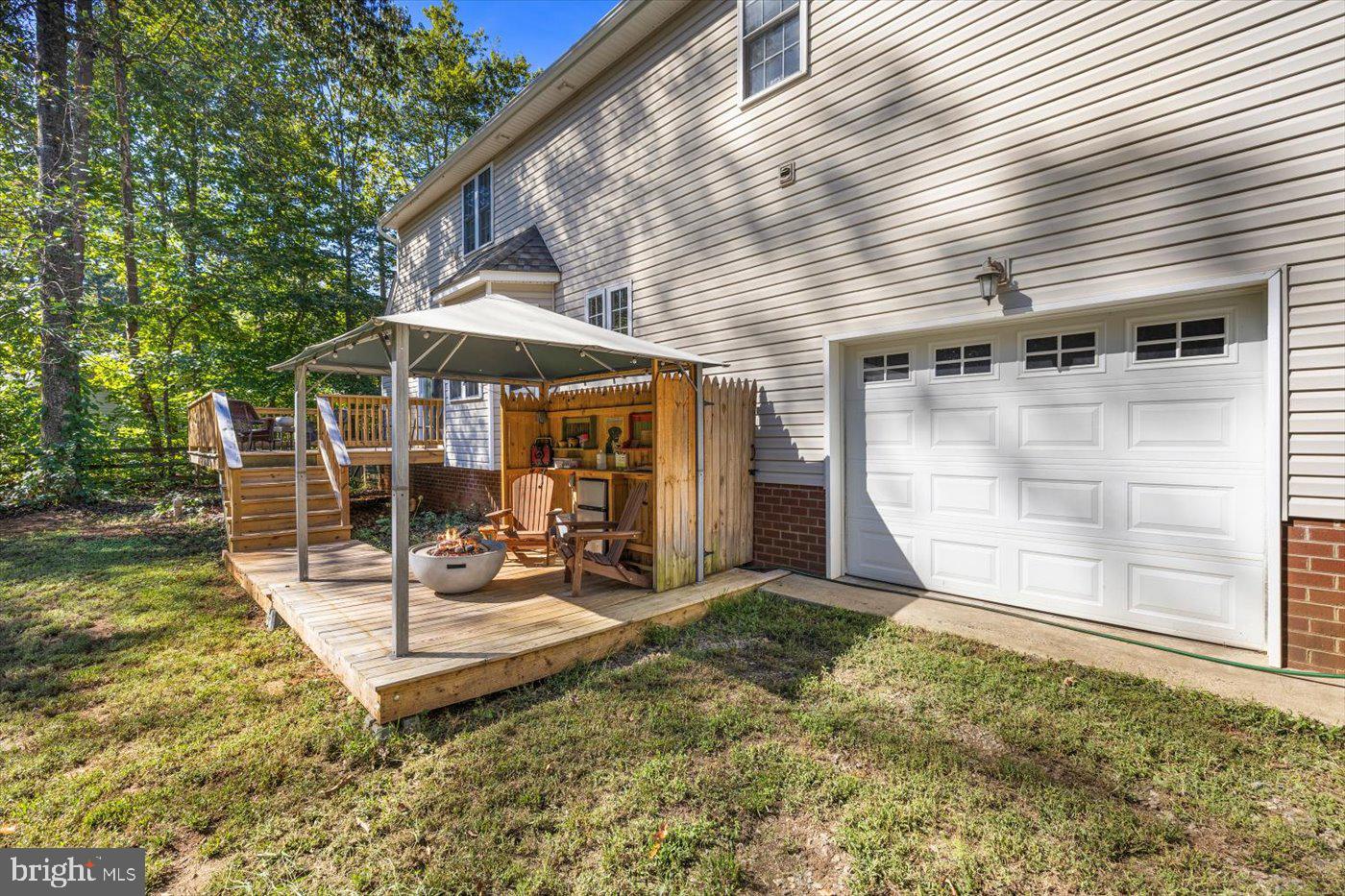 PINE HARBOUR - Residential