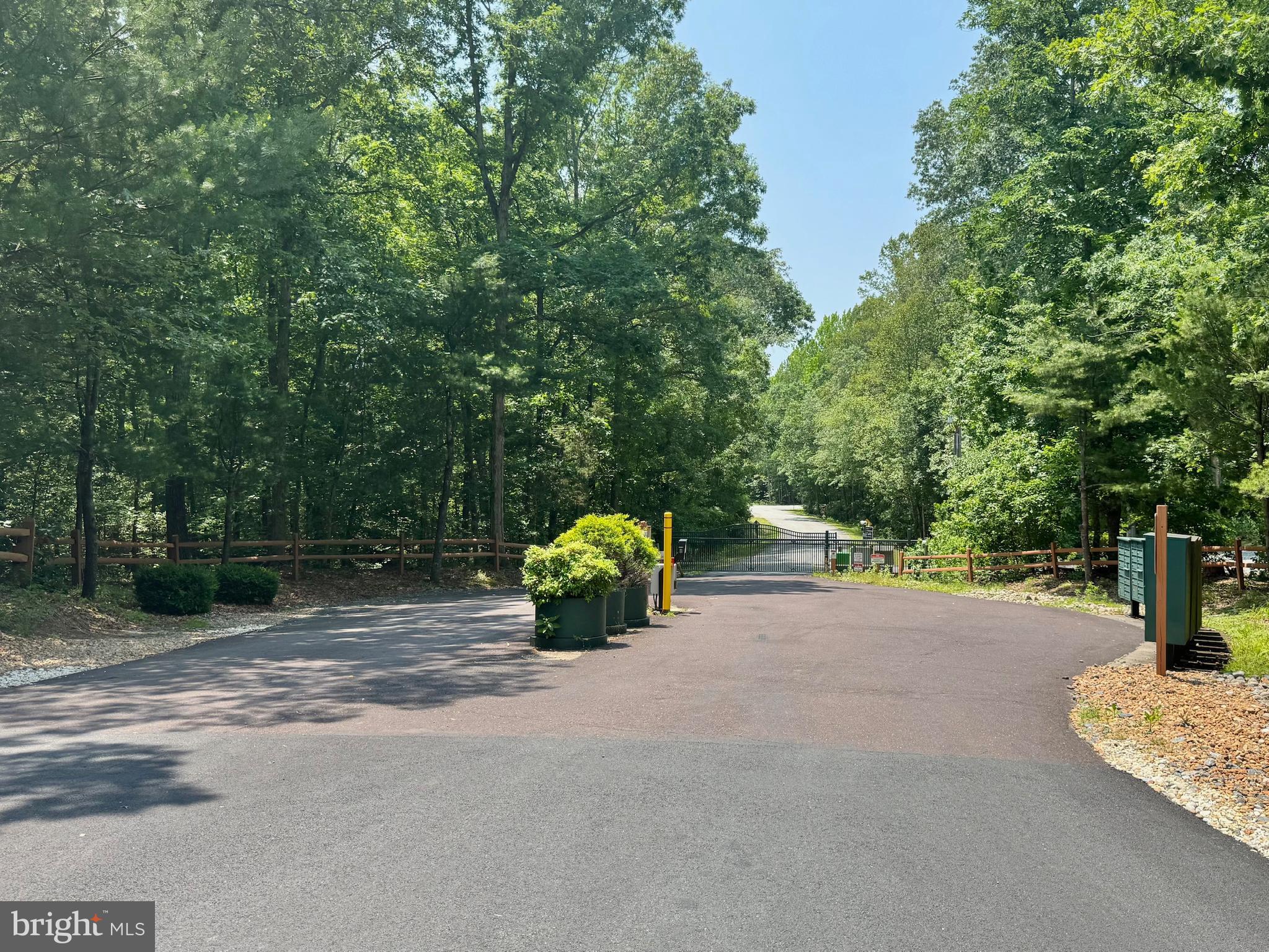 PINE HARBOUR - Residential