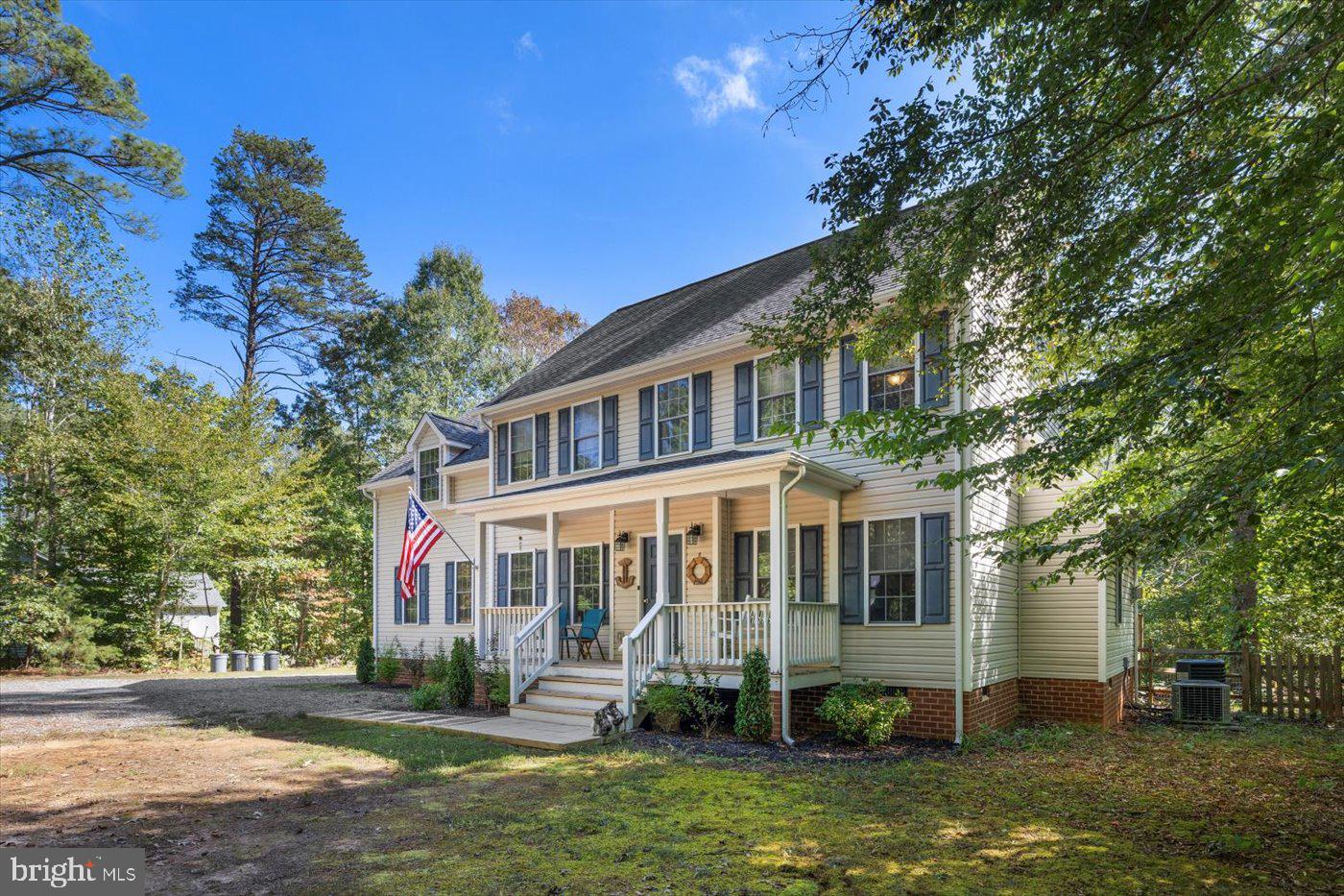 PINE HARBOUR - Residential