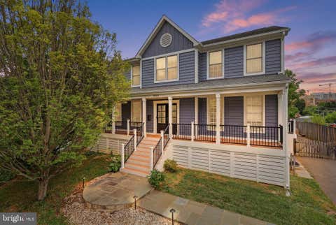 Homes For Rent - 809 N Buchanan Street<br/> ARLINGTON, VA 22203