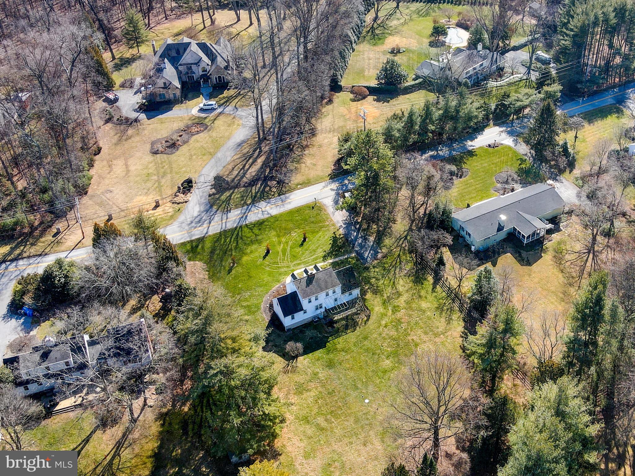 FALLS ESTATES - Residential