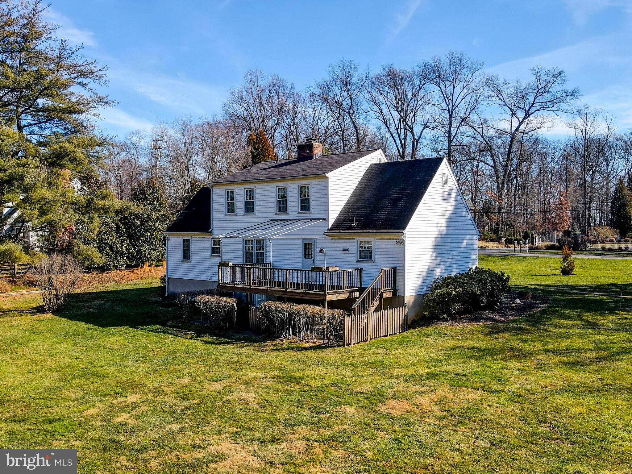 FALLS ESTATES - Residential