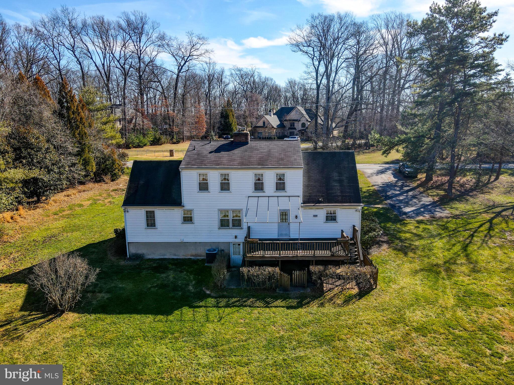 FALLS ESTATES - Residential