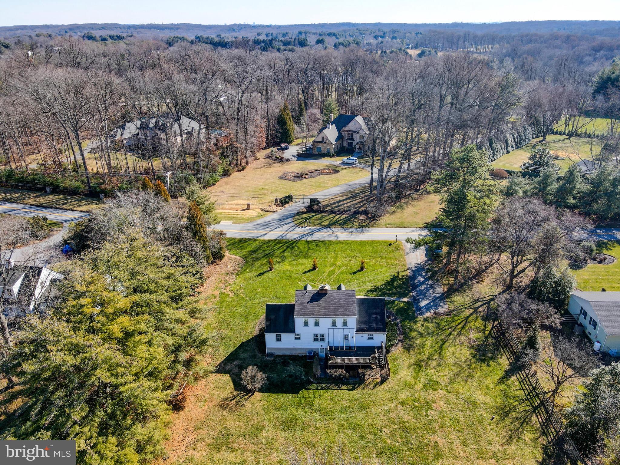 FALLS ESTATES - Residential