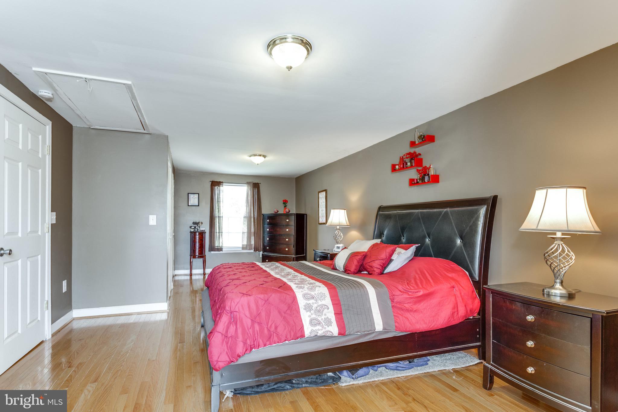 MAPLEWOOD - Residential