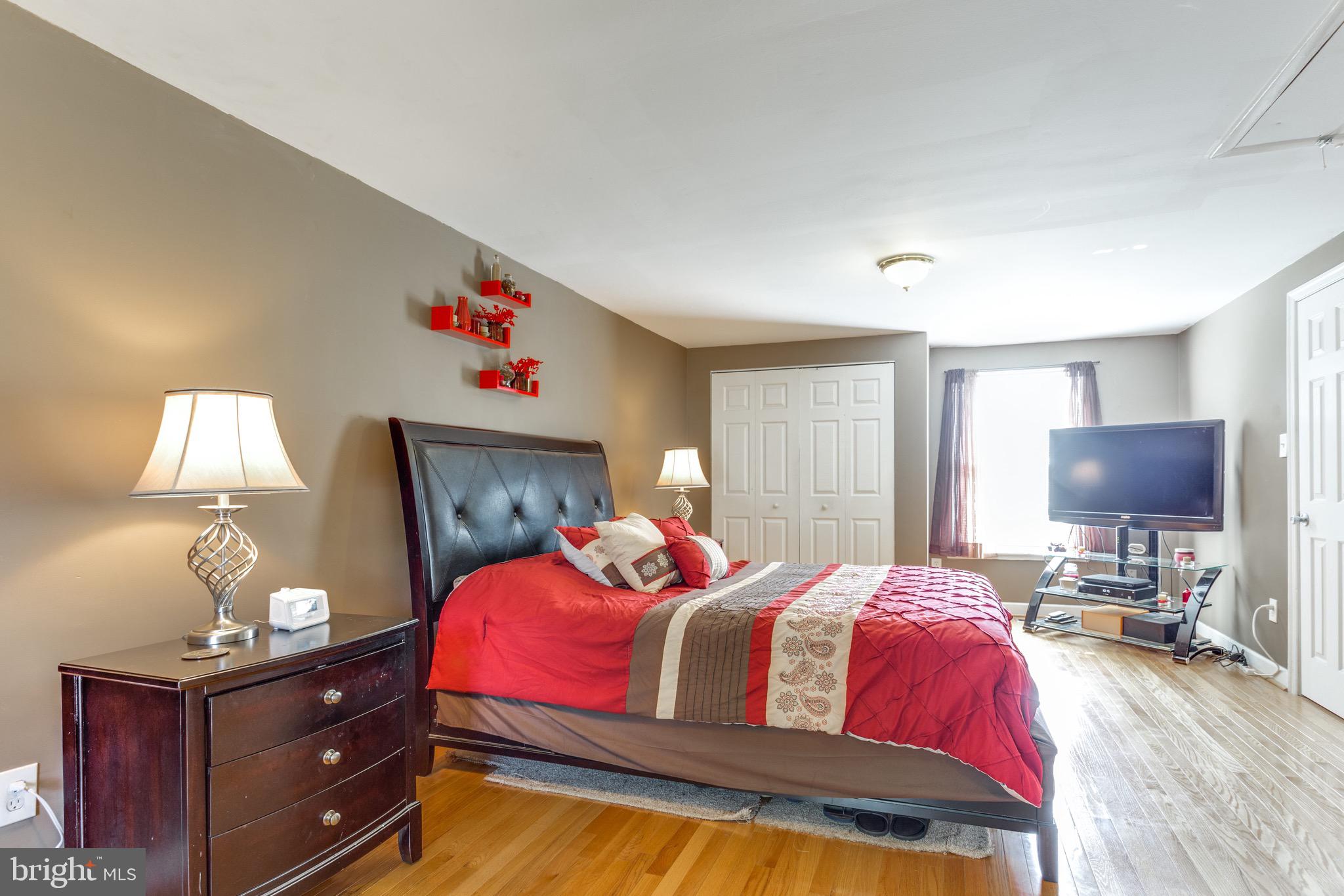 MAPLEWOOD - Residential