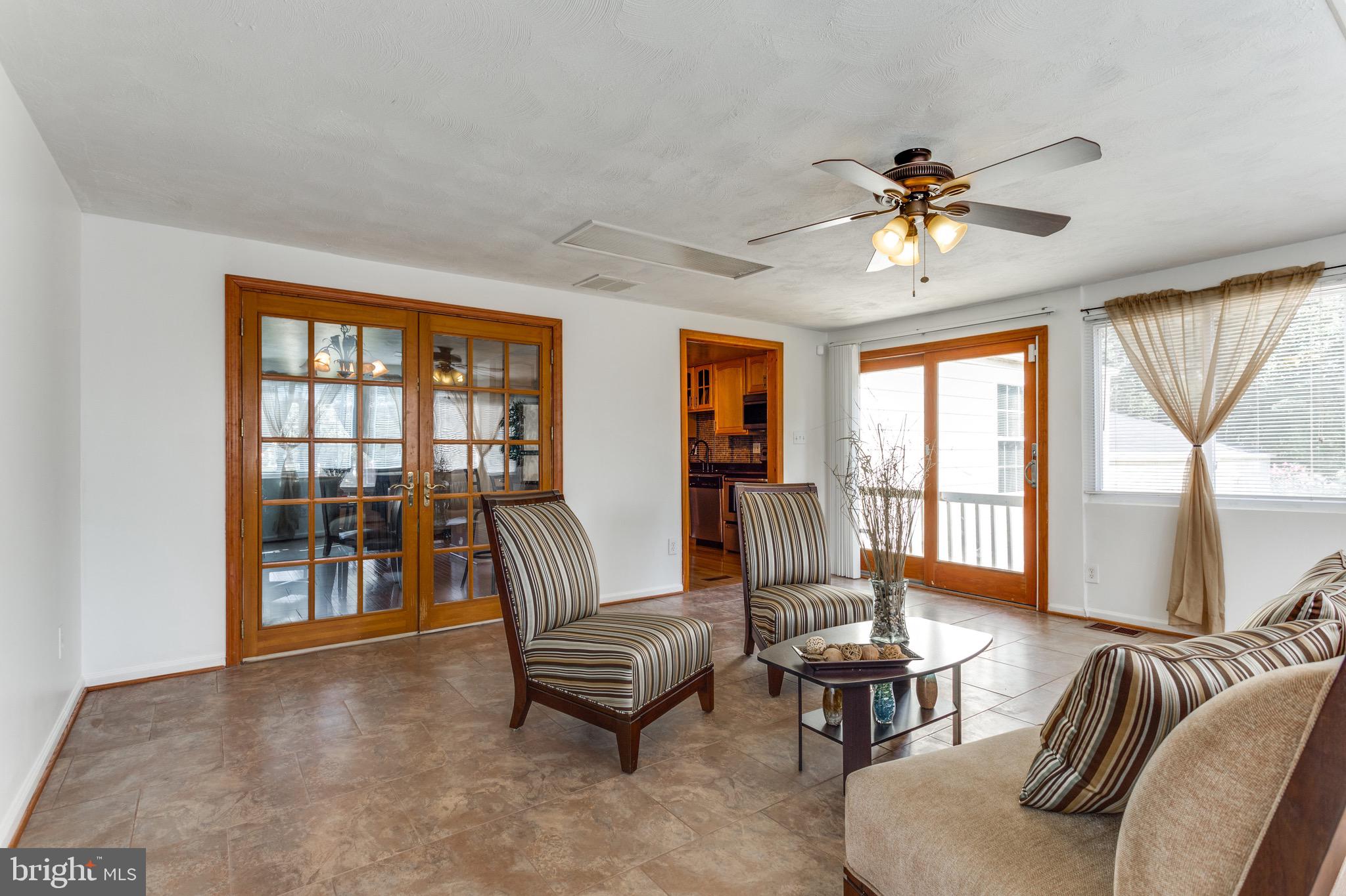 MAPLEWOOD - Residential