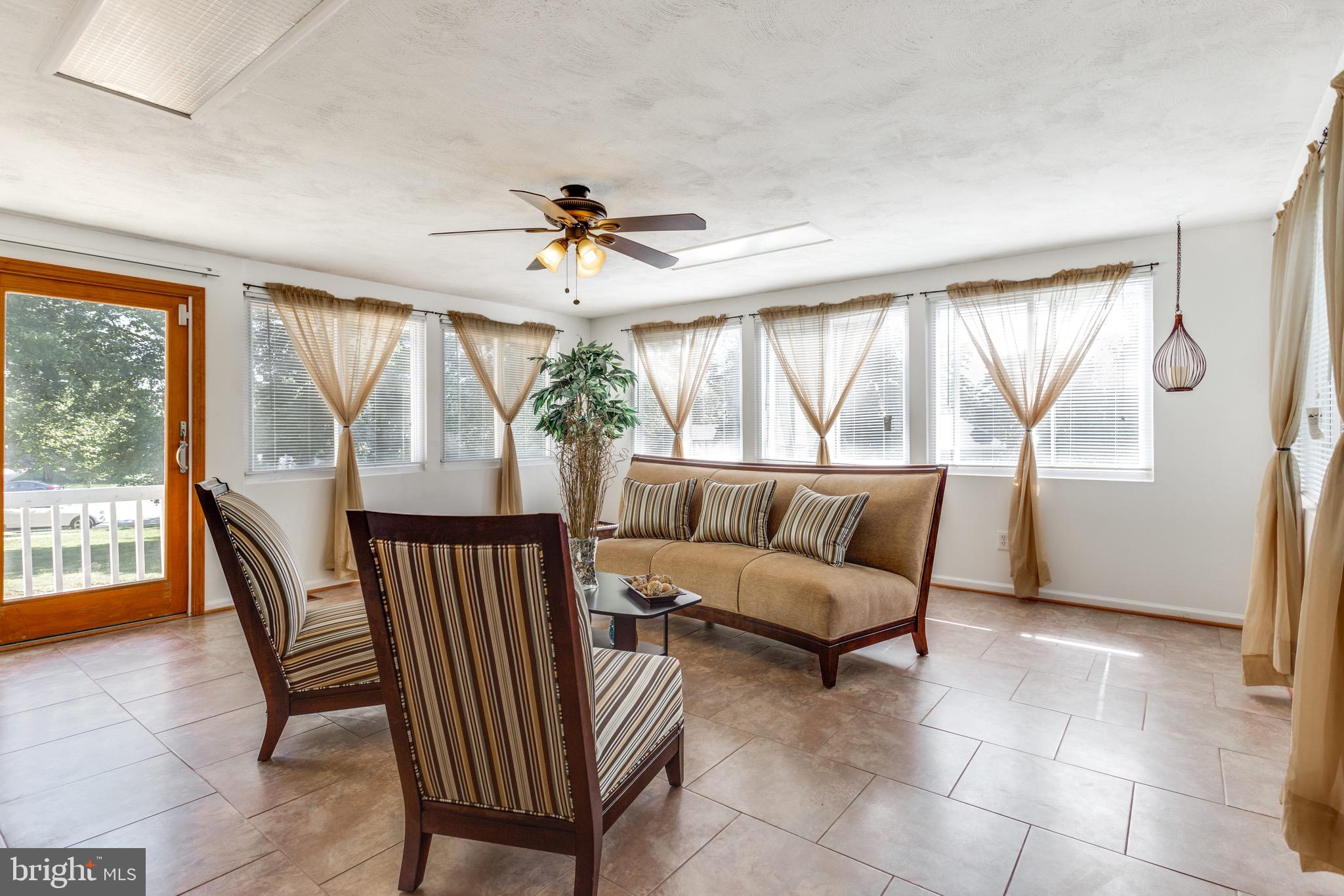 MAPLEWOOD - Residential