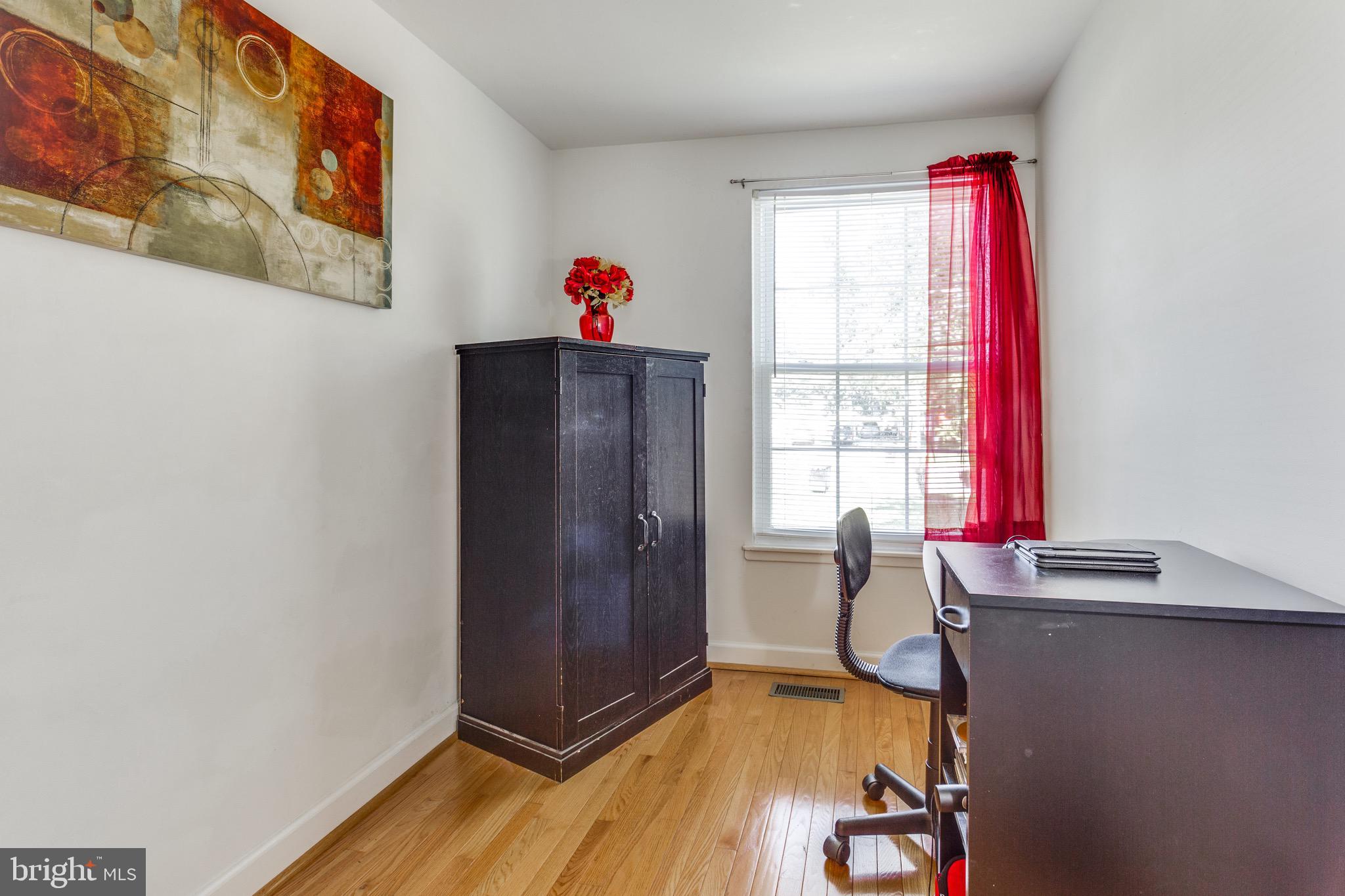 MAPLEWOOD - Residential