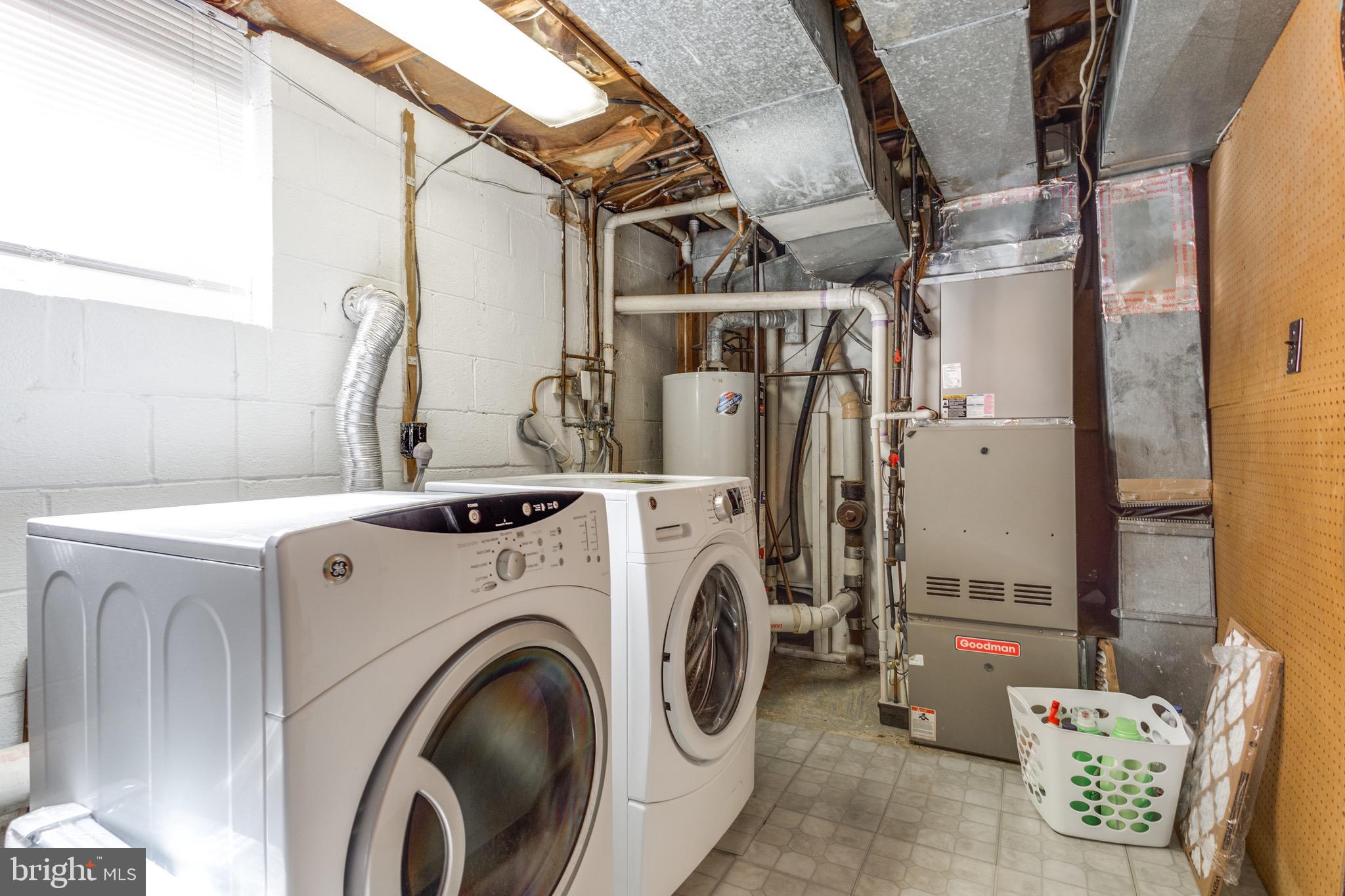 MAPLEWOOD - Residential