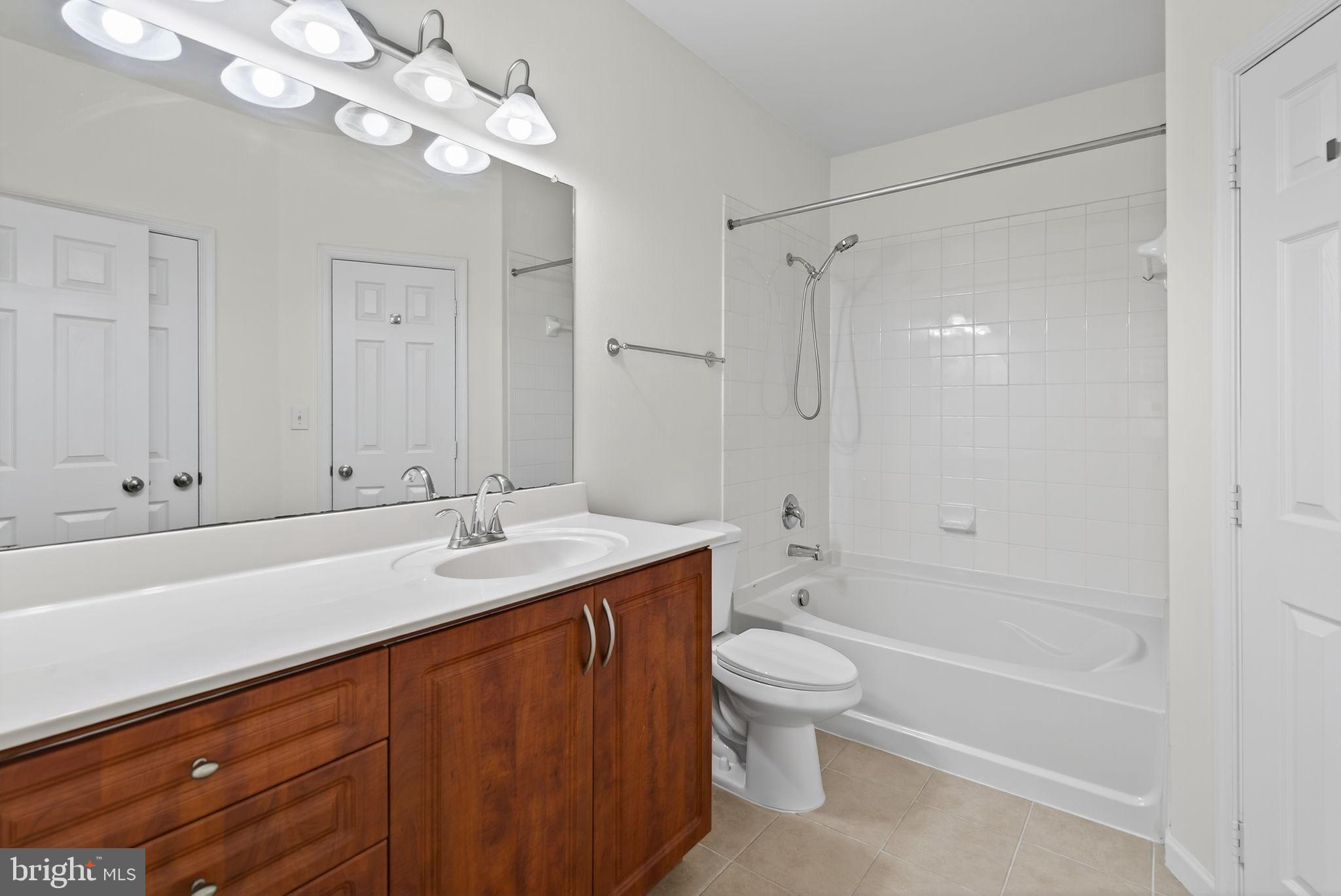 LEGATO CORNER - Residential