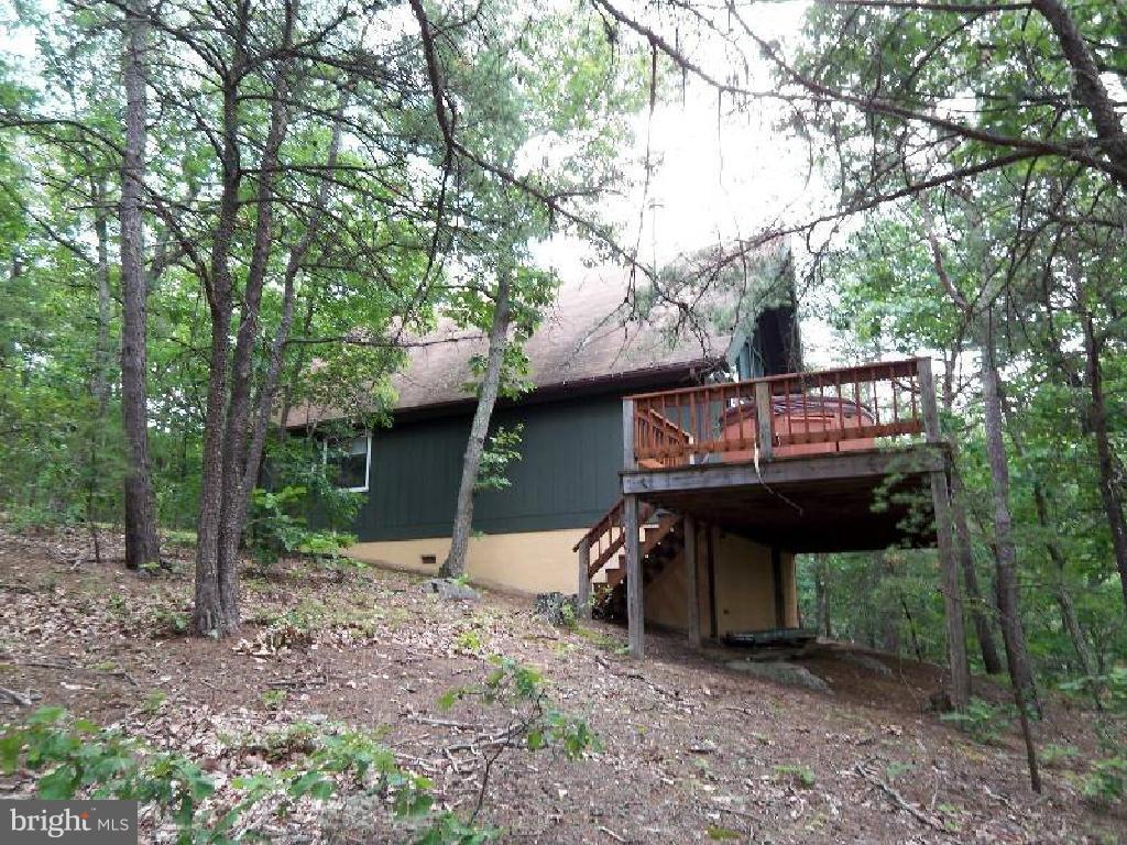 LAKE FERNDALE - Residential