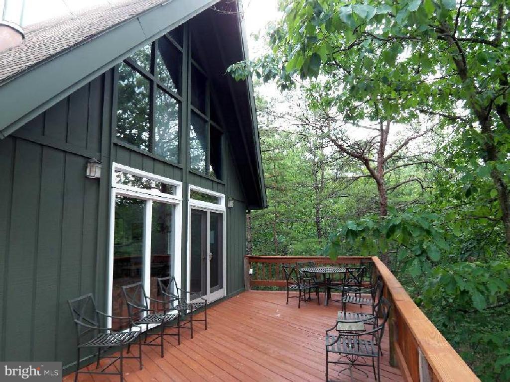 LAKE FERNDALE - Residential