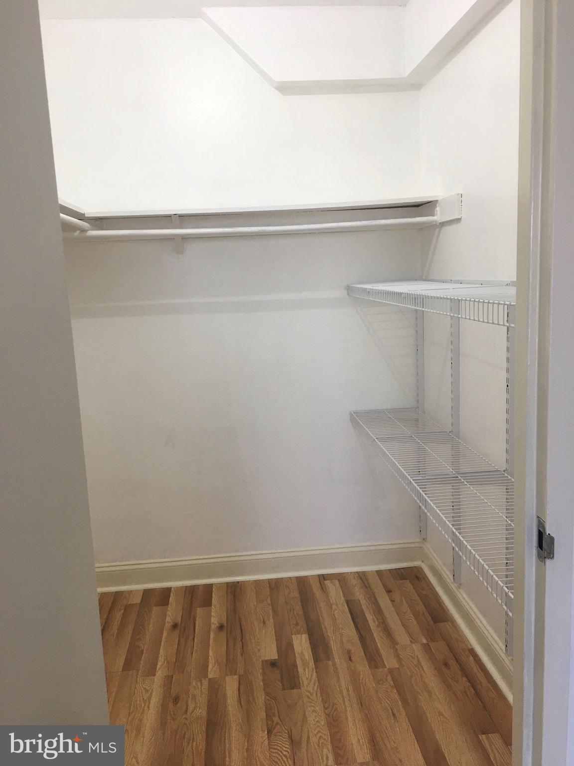 ART MUSEUM AREA - Residential Lease