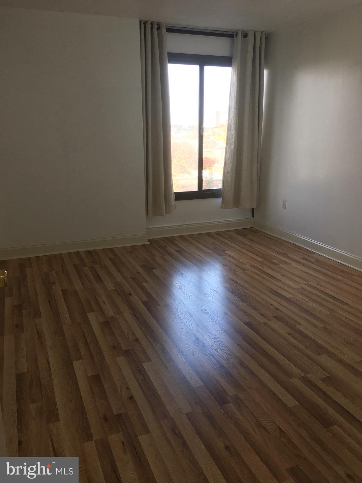 ART MUSEUM AREA - Residential Lease