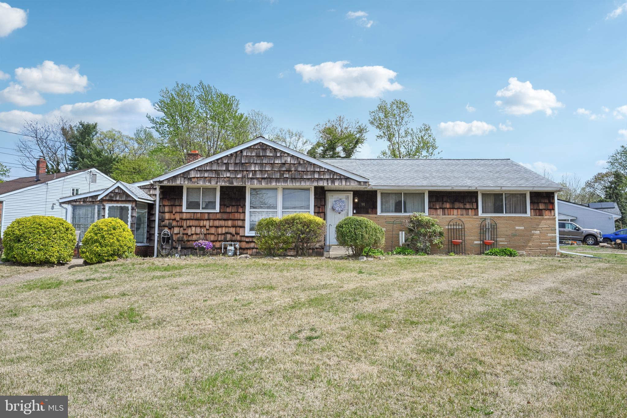 91 S GARDEN BLVD
