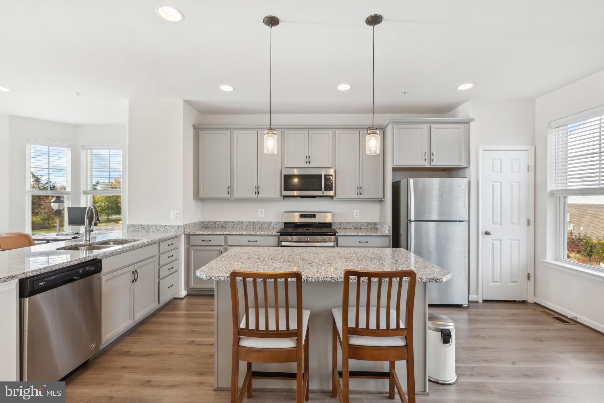 BRADFORD'S LANDING - Residential