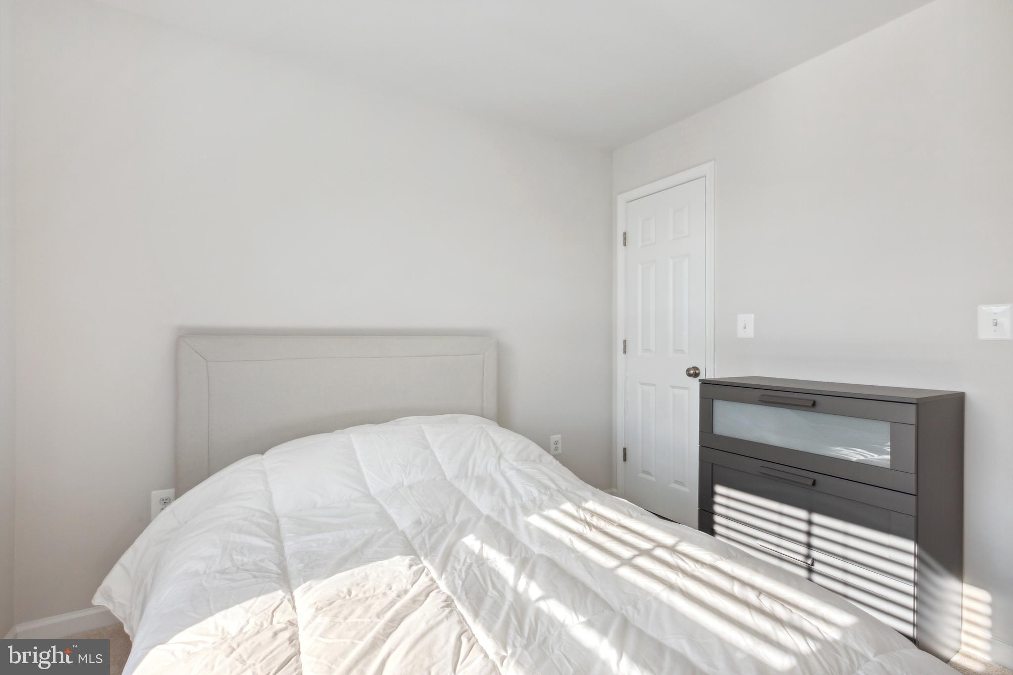 BRADFORD'S LANDING - Residential