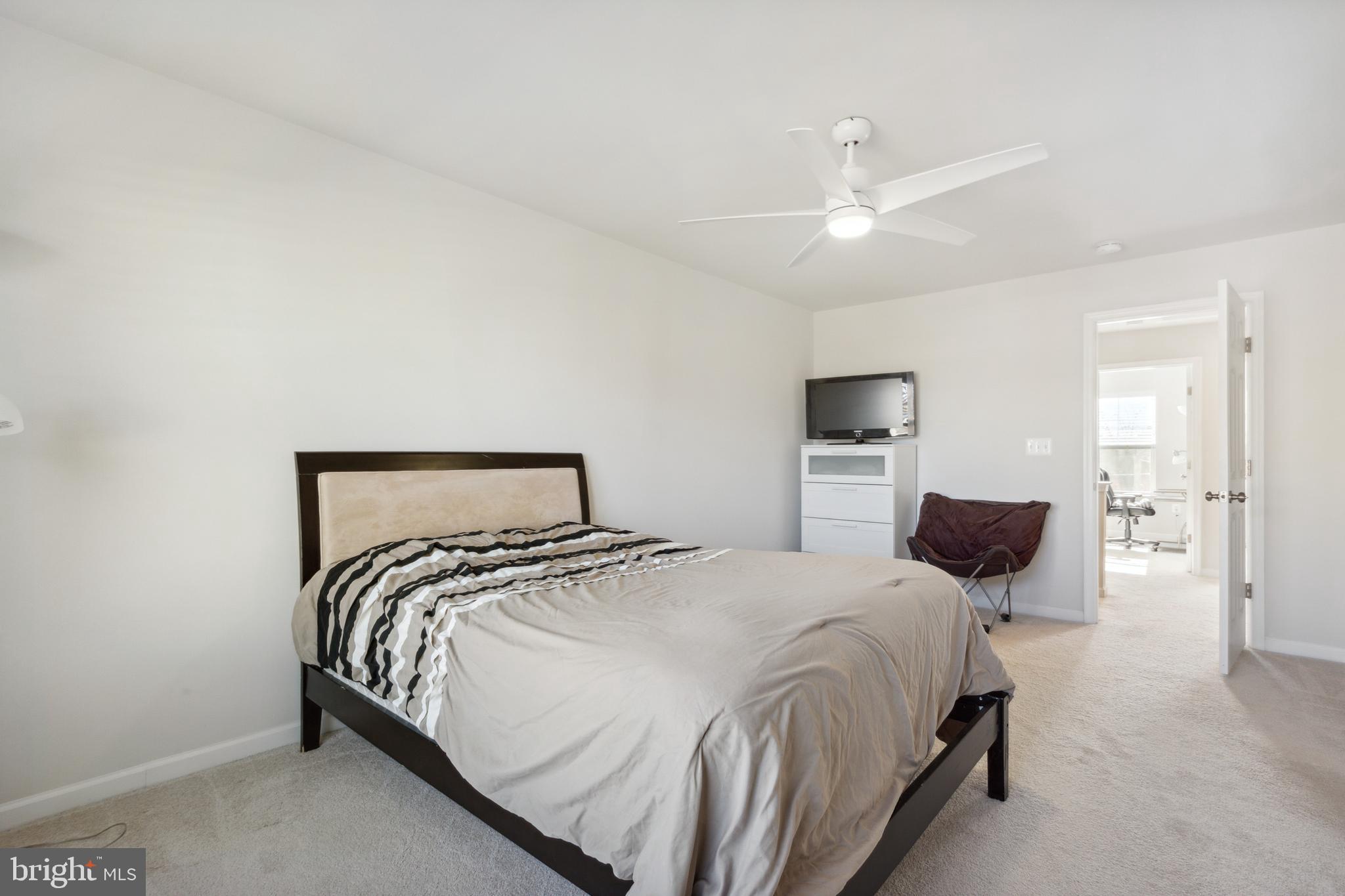 BRADFORD'S LANDING - Residential