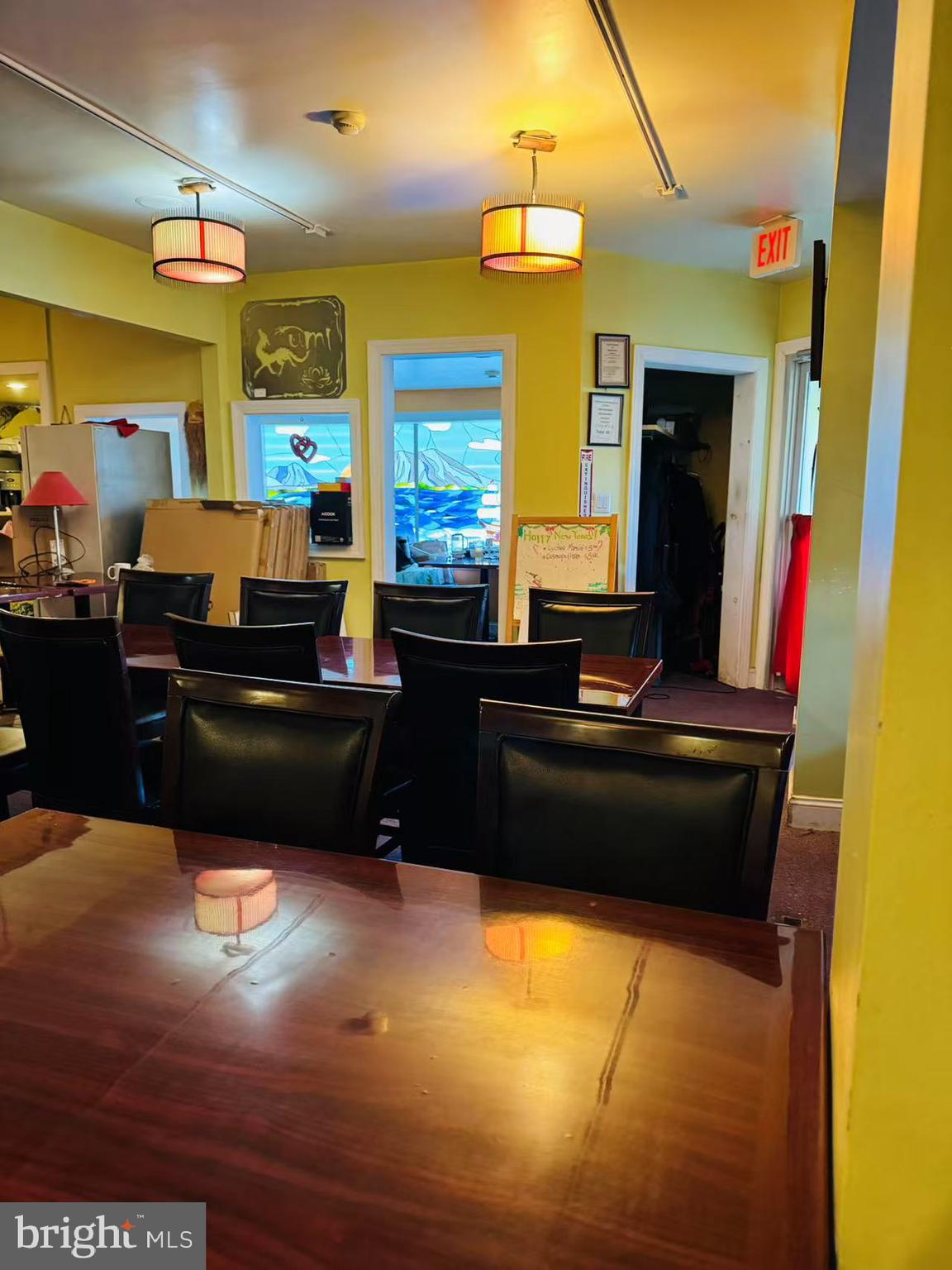 11 N WHITE HORSE PIKE