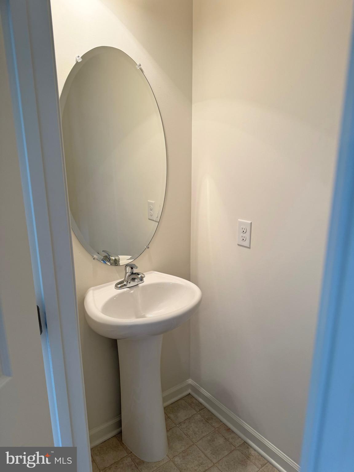 RIVERSIDE VILLAGES - Residential Lease