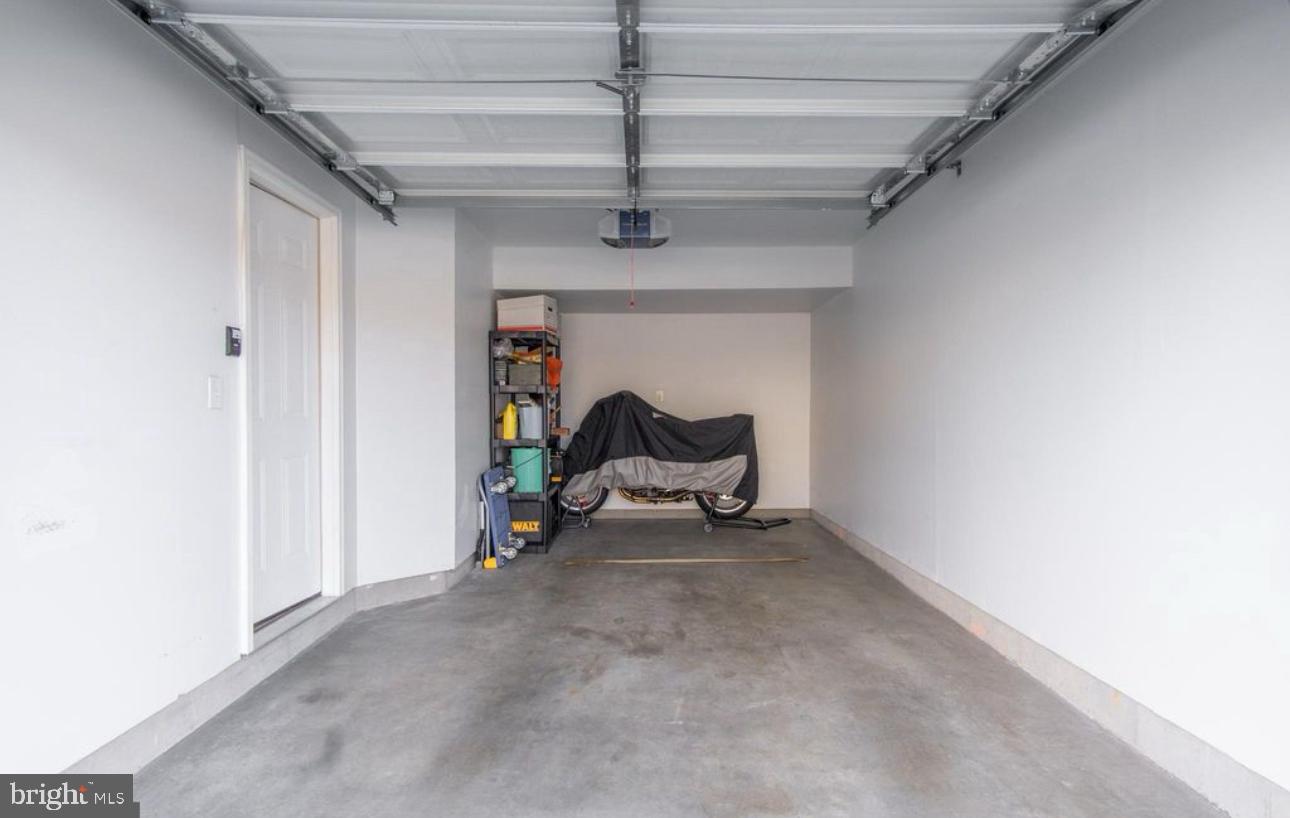 RIVERSIDE VILLAGES - Residential Lease