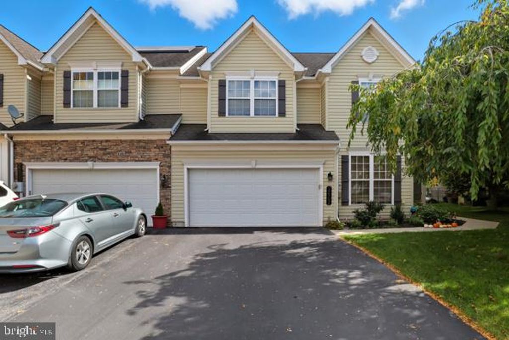 Photo of 2602 Brownstone Drive, DOVER, PA 17315 (MLS # PAYK2091172)