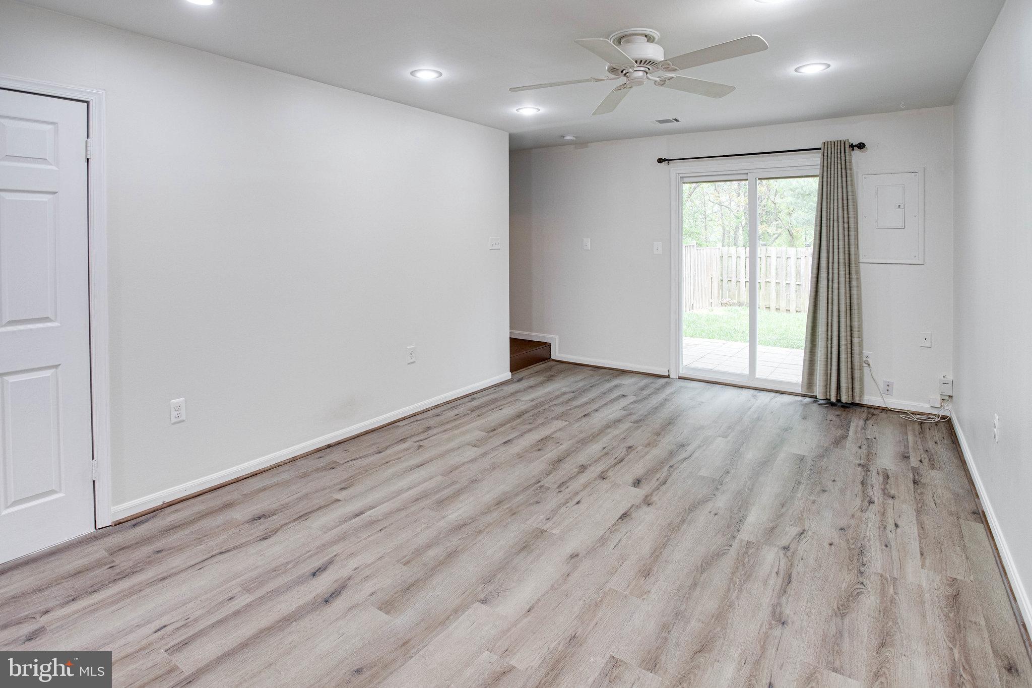 RIPPON LANDING - Residential