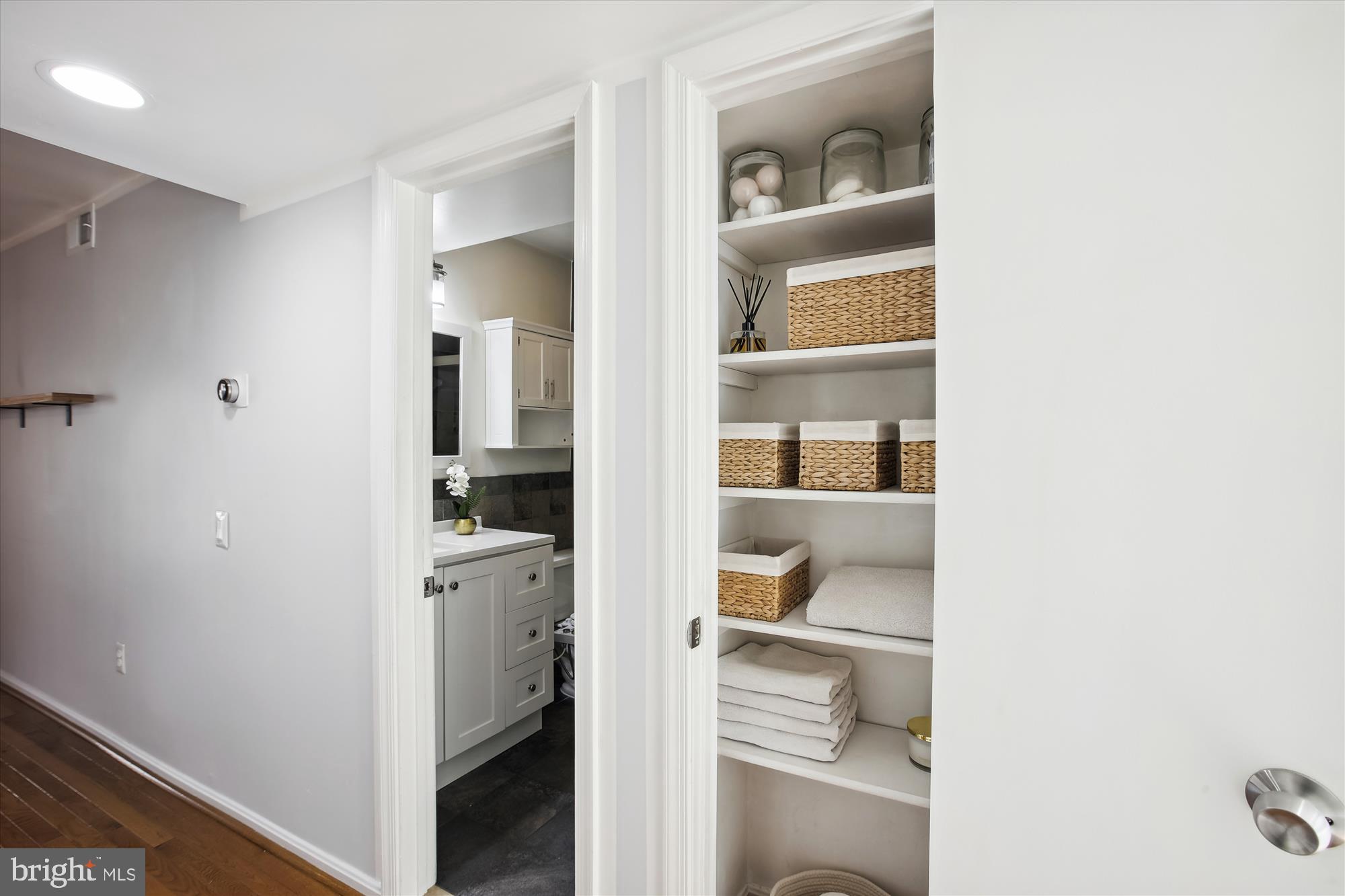 LAKEVIEW - Residential