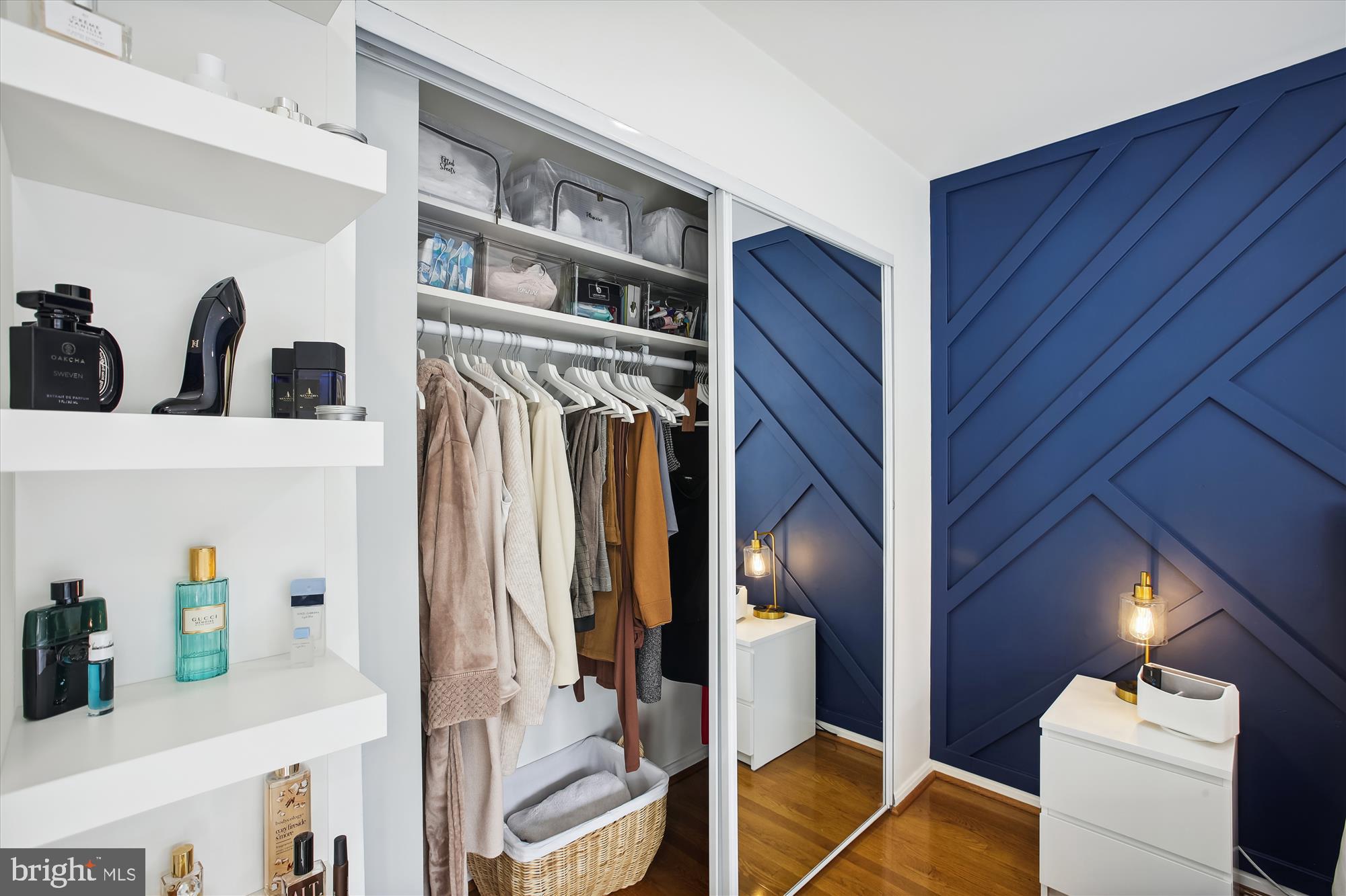 LAKEVIEW - Residential